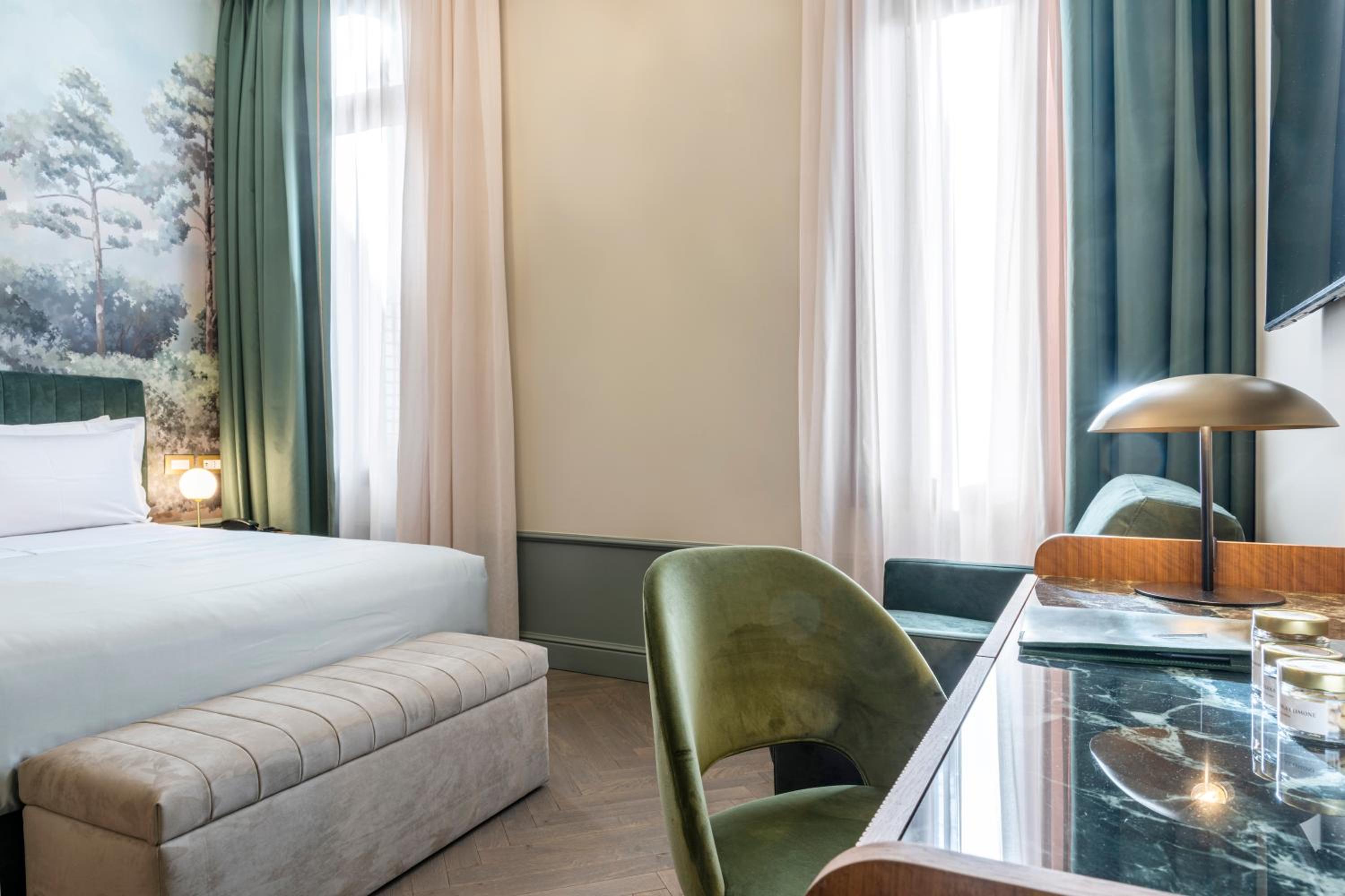 Triple Junior Suite with Garden View photo 3