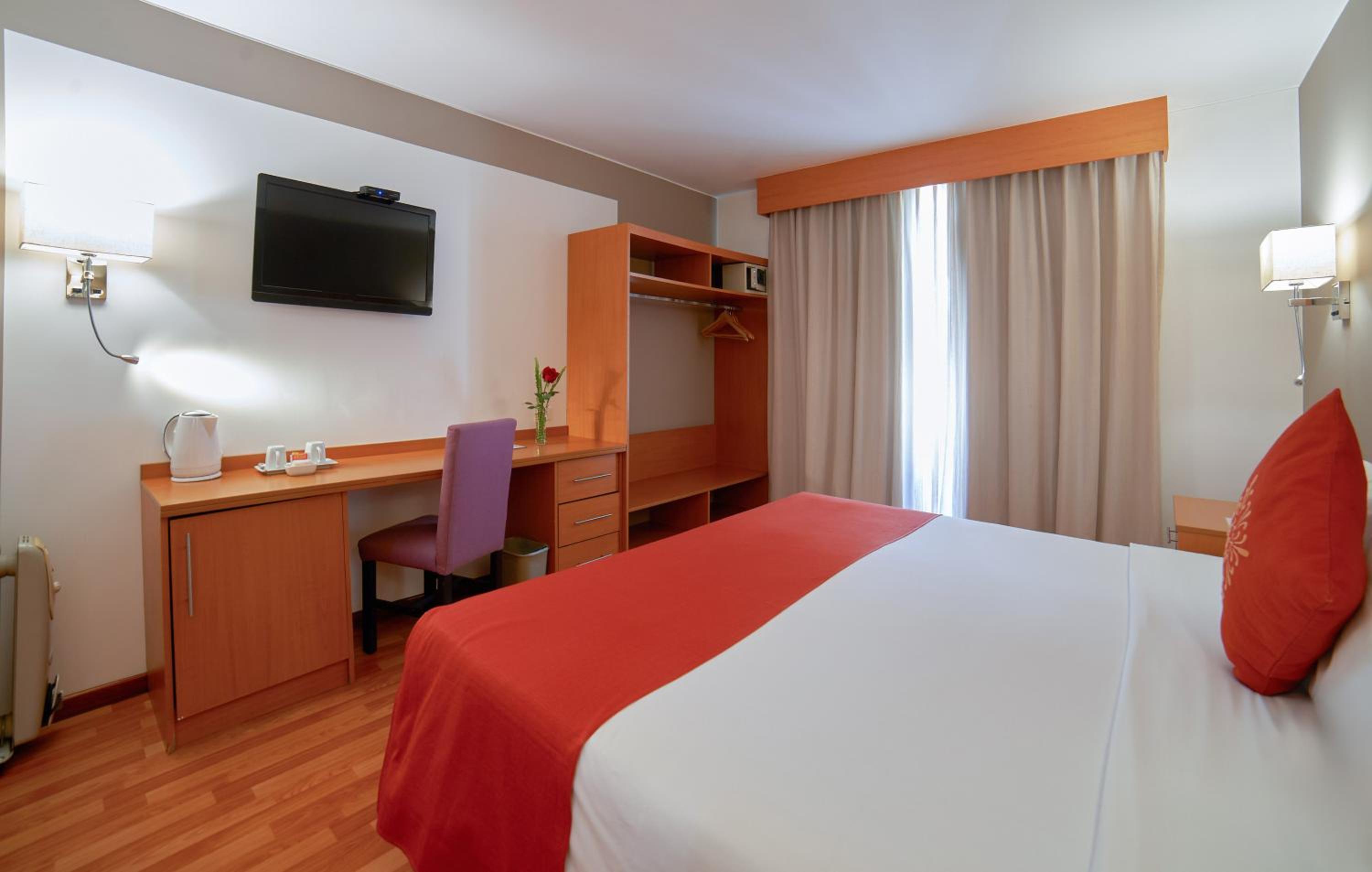 Single Bedroom