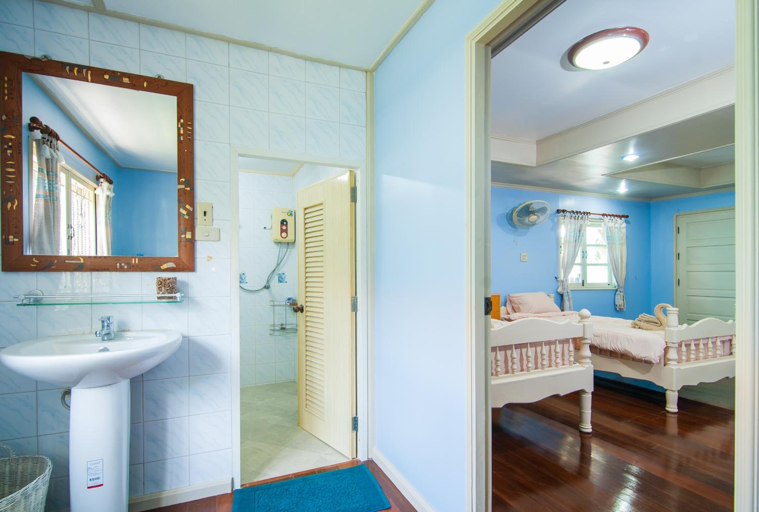 Large Double Room