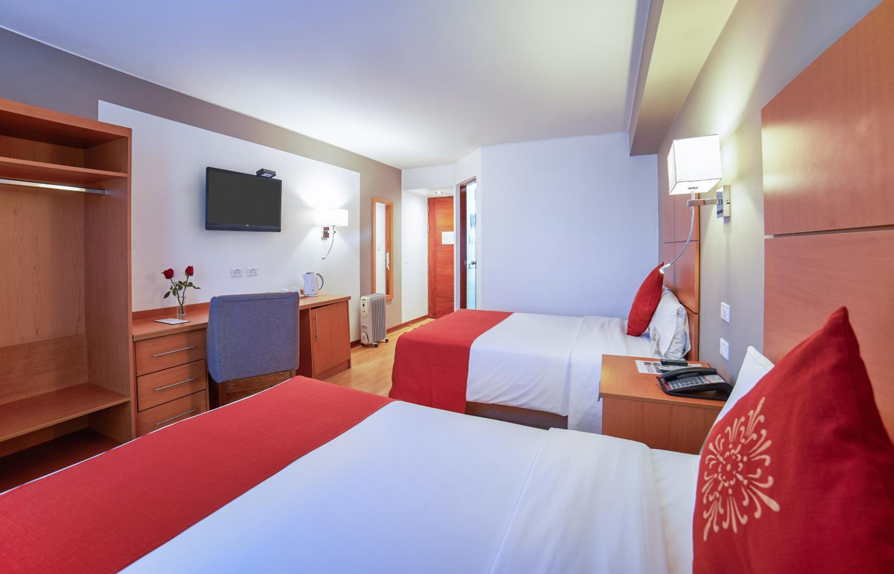 Standard Double Room - Photo 4