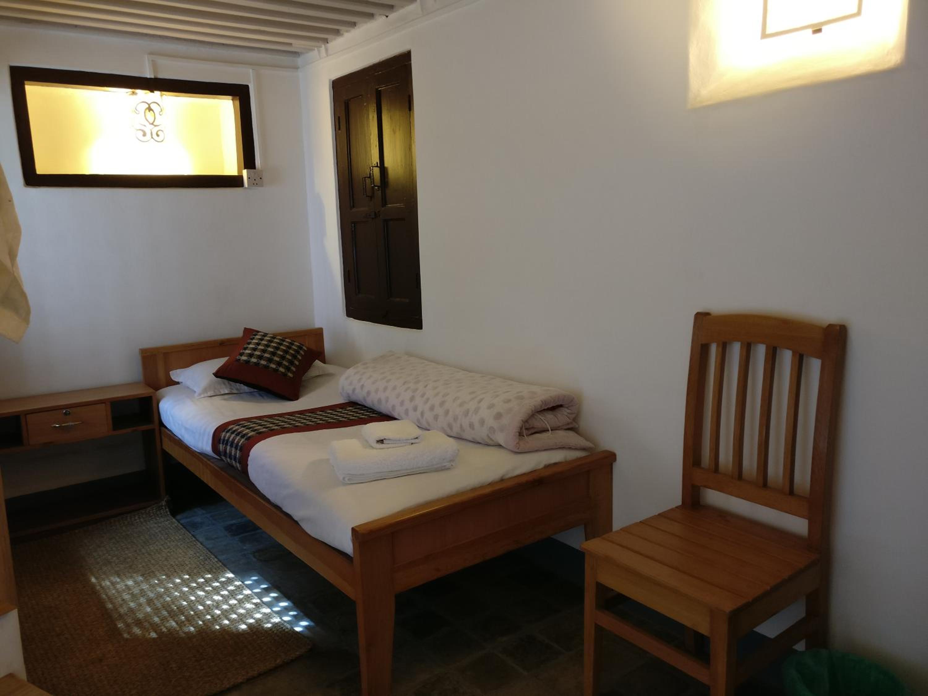 Twin Room with Shared Bathroom photo 1