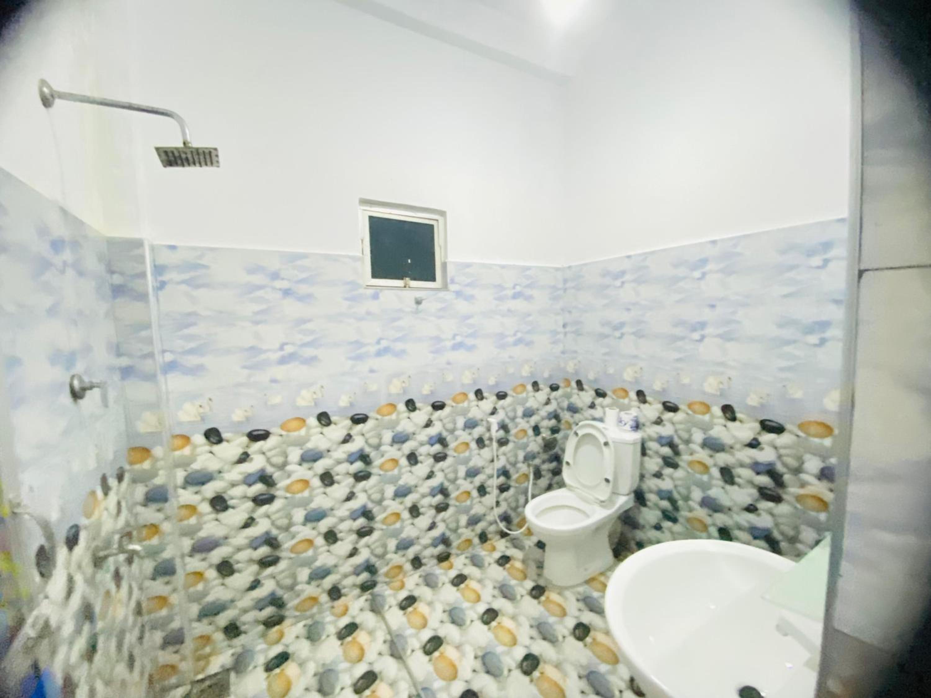 Standard King Room photo 2