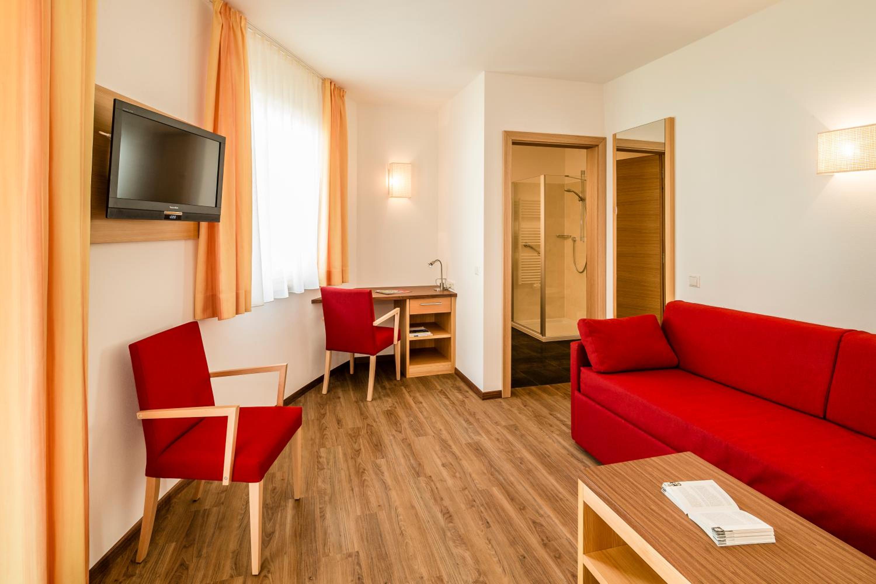 Junior Suite with Balcony photo 3