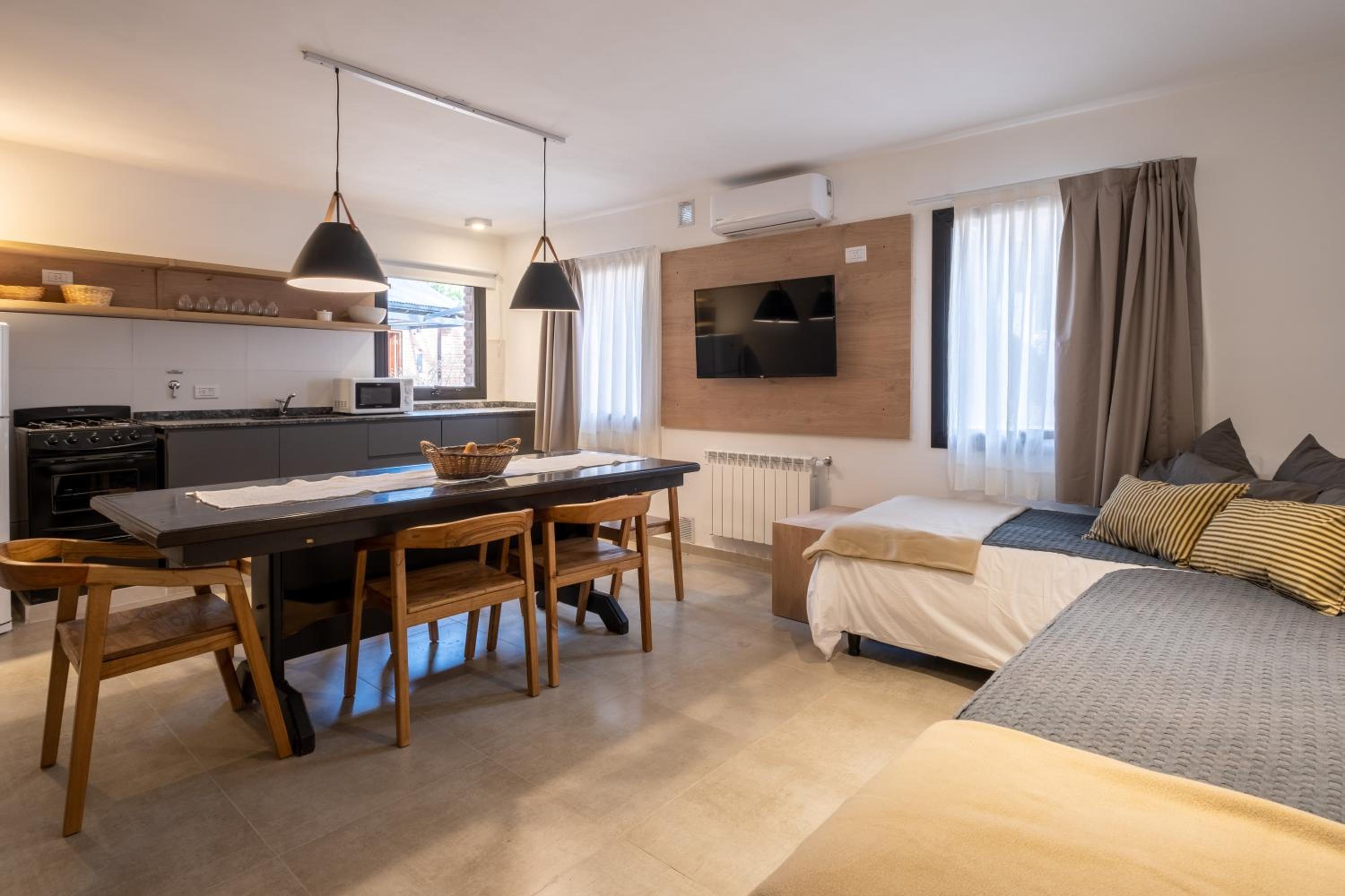Superior One-Bedroom Apartment photo 1