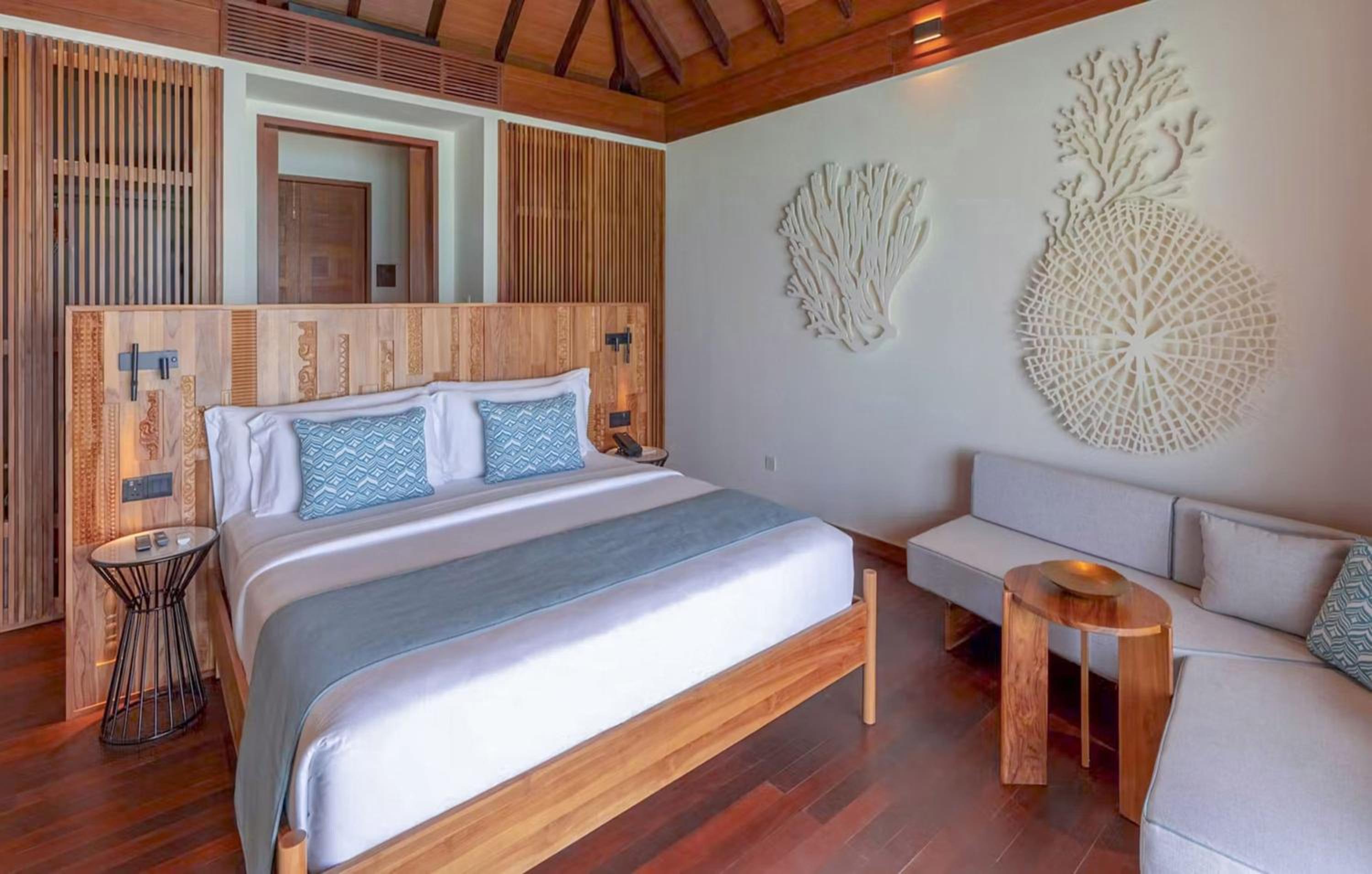 Sunrise Water Villa  photo 2