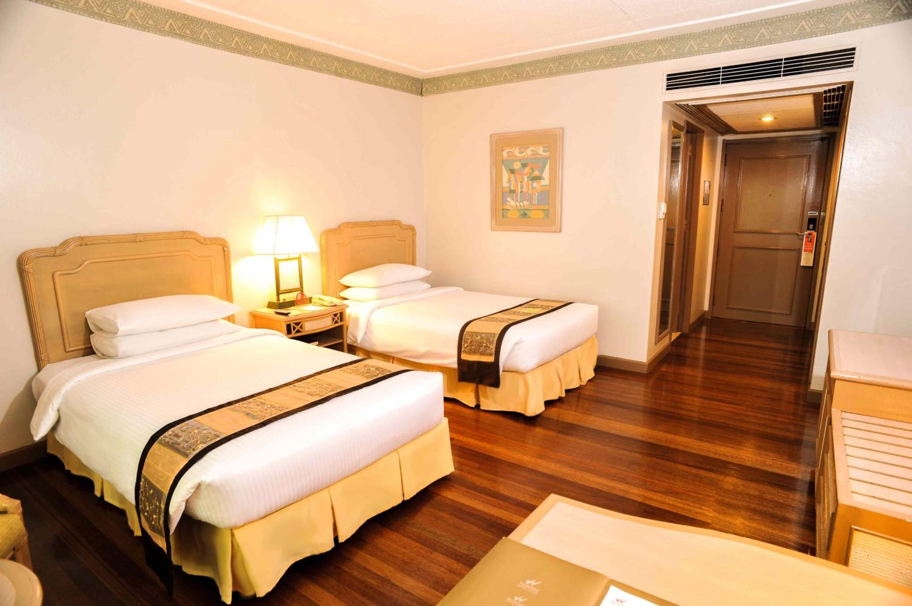 Deluxe Double or Twin Room