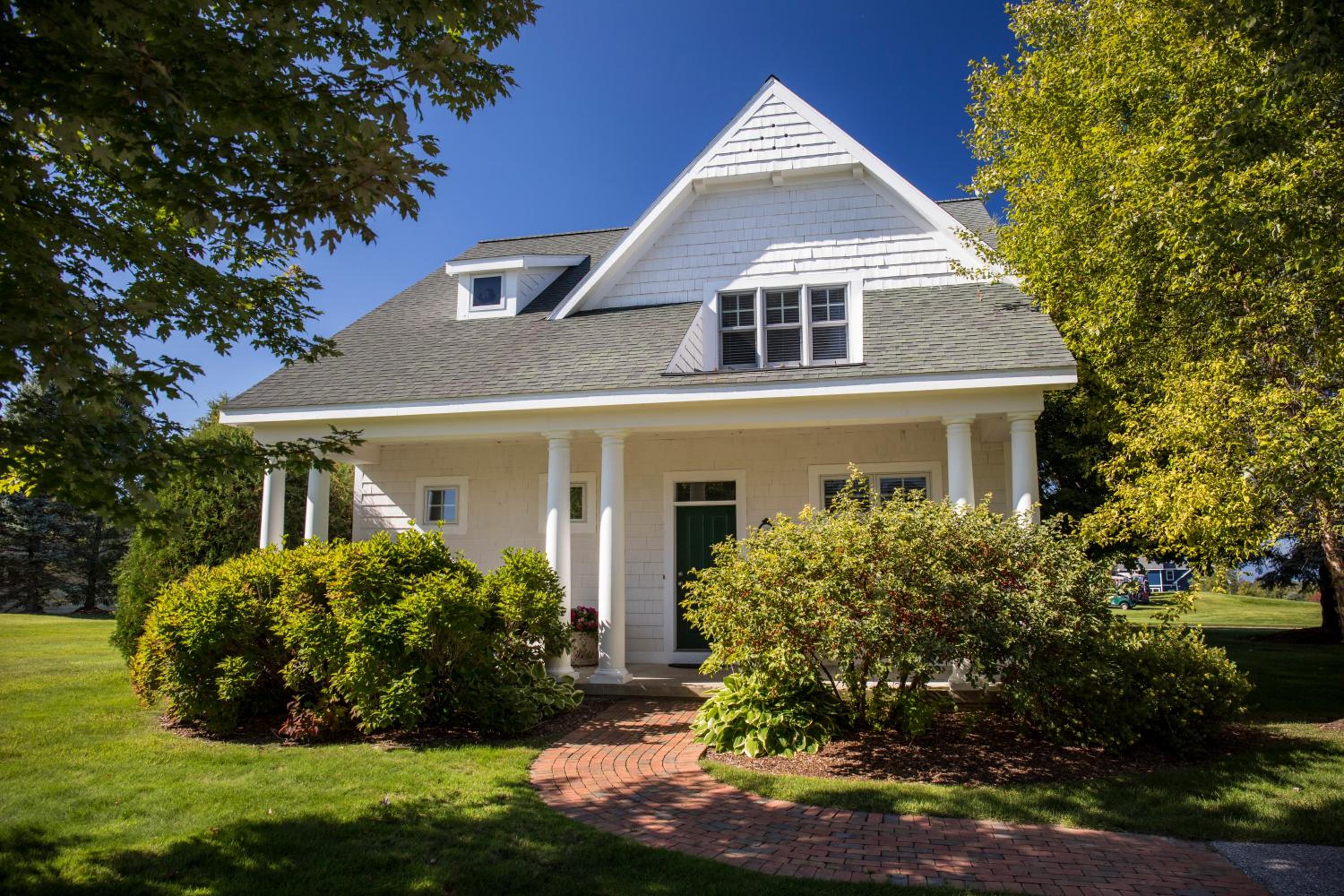 Crooked Tree Cottages - Three Bedroom Cottage