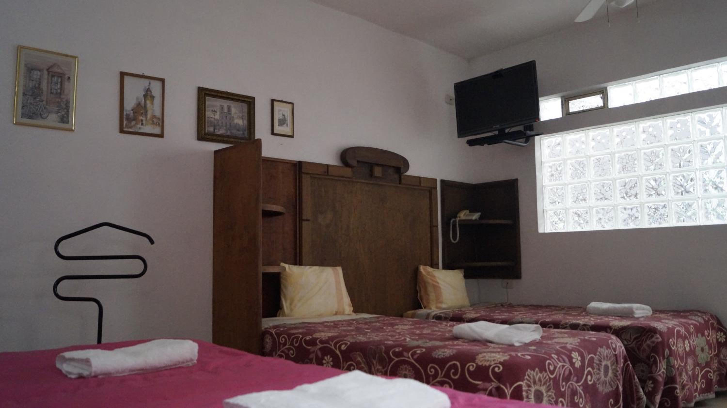 Classic Quadruple Room photo 3