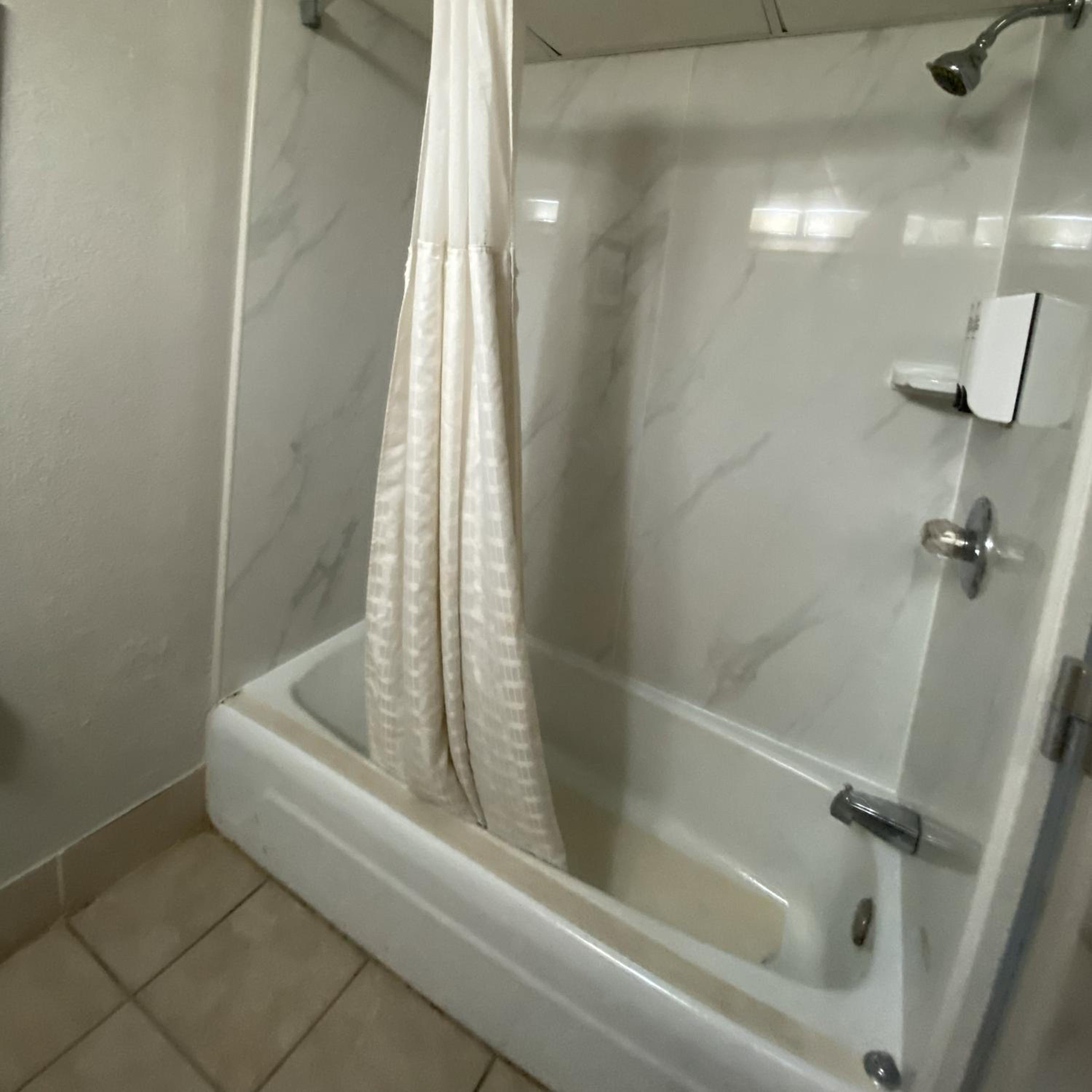 Deluxe Room with 2 Queen Beds Non-Smoking