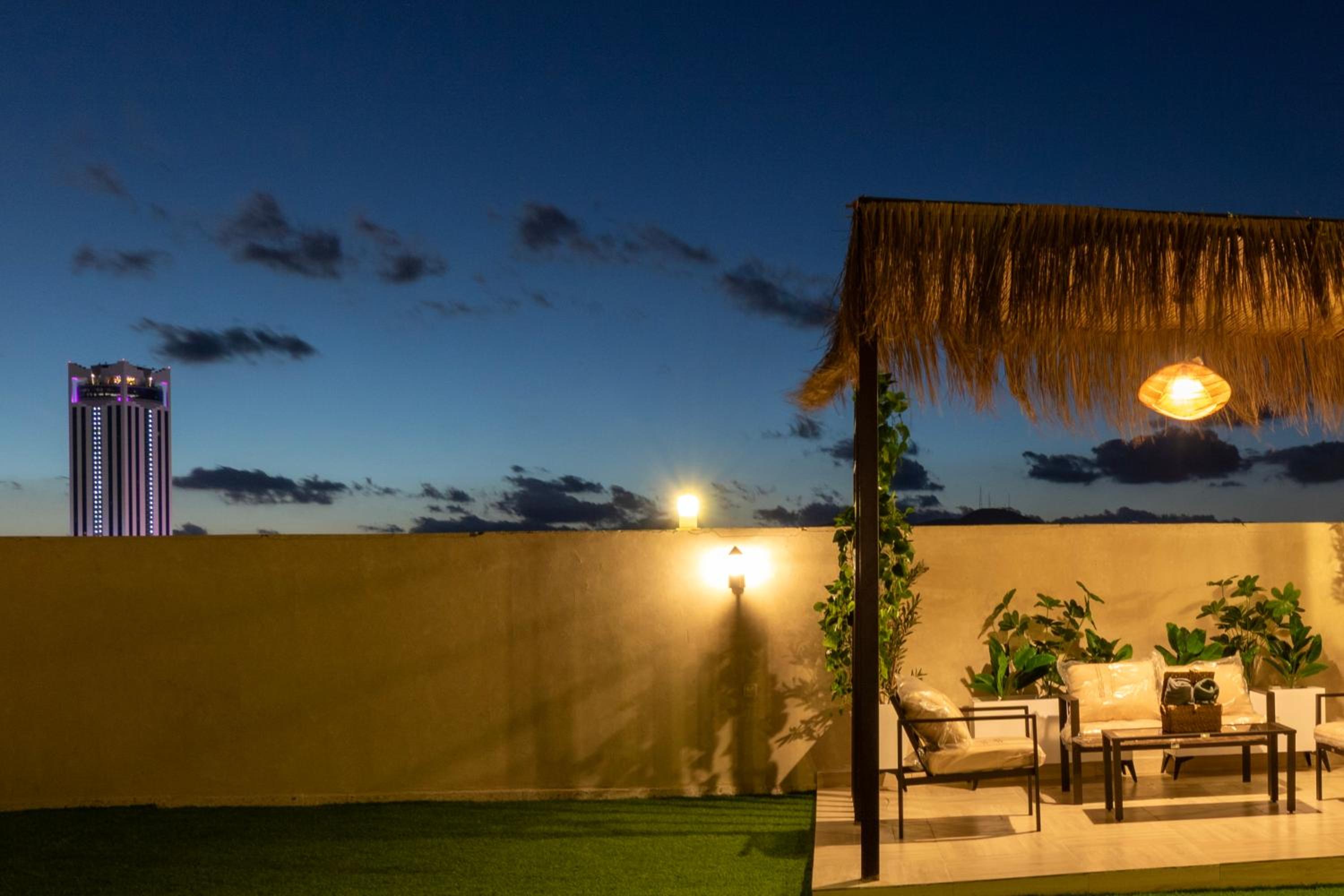 Apartment with Terrace photo 3