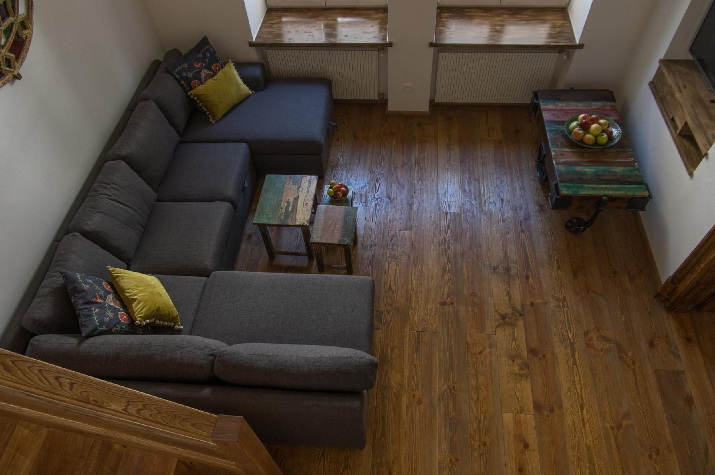 Apartment - Split Level photo 3