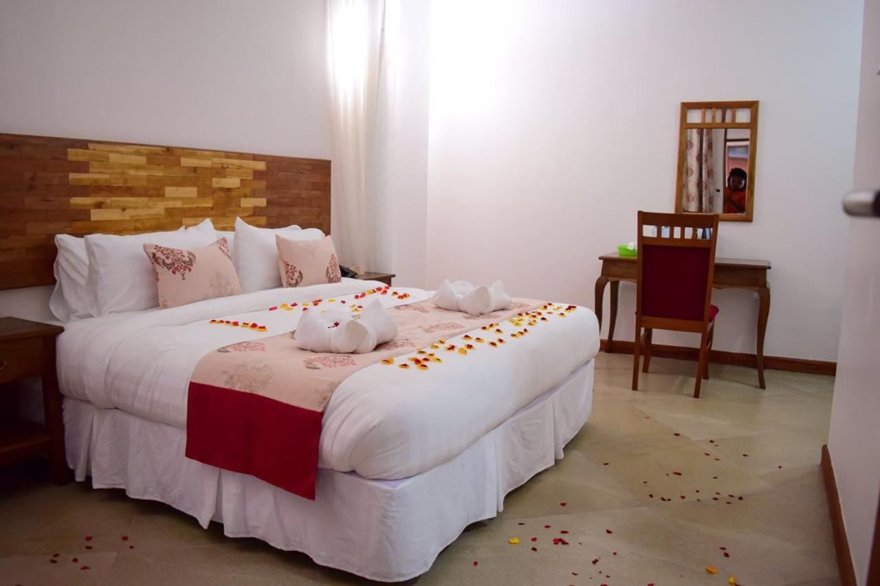 Double Room with Garden View - Photo 30