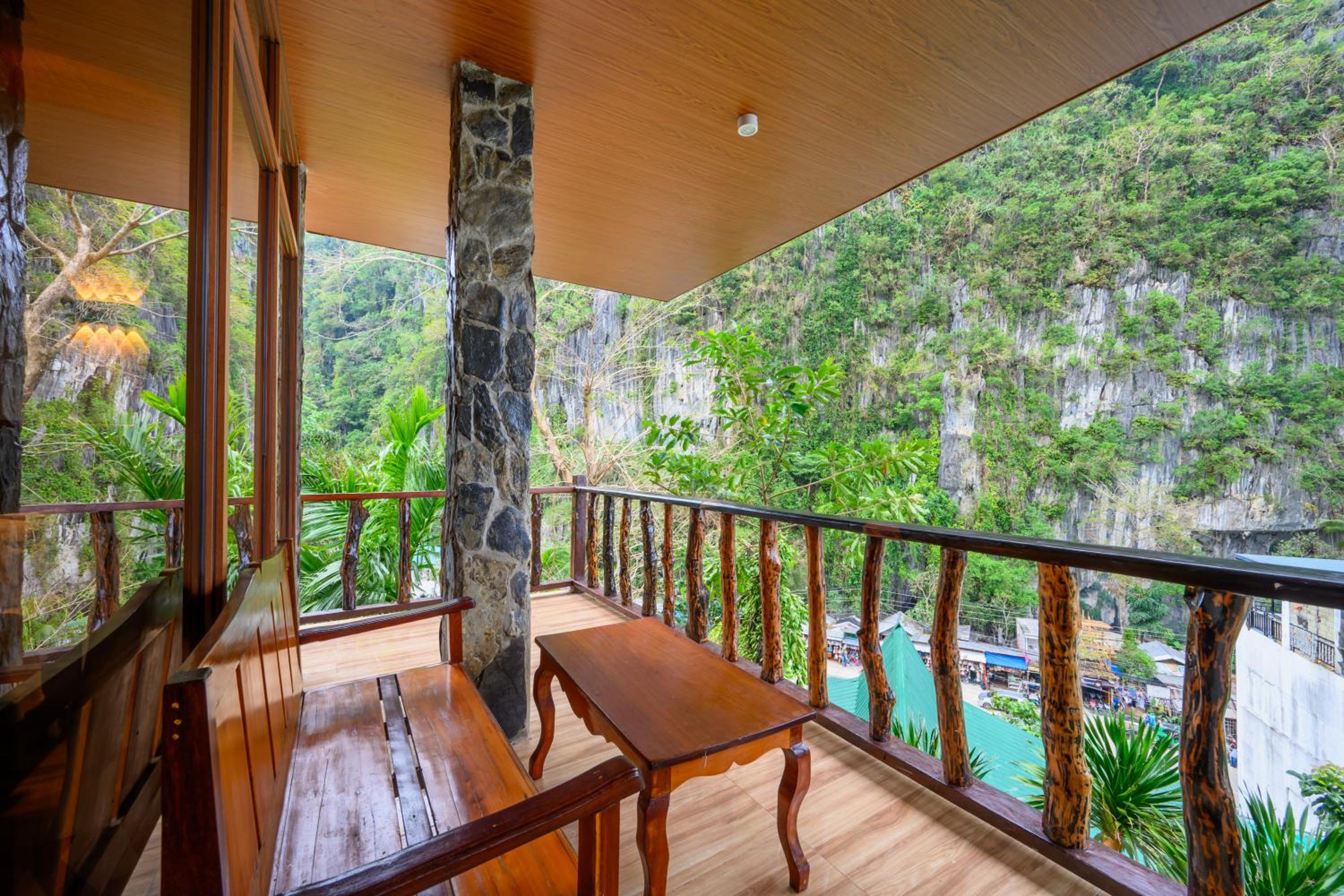 Quadruple Room with Sea View photo 3