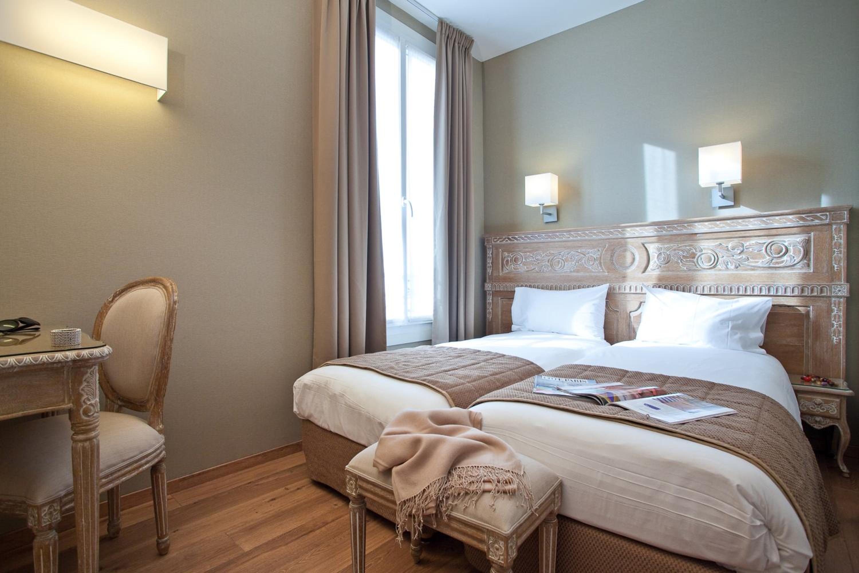 Standard Double/Twin Room photo 1