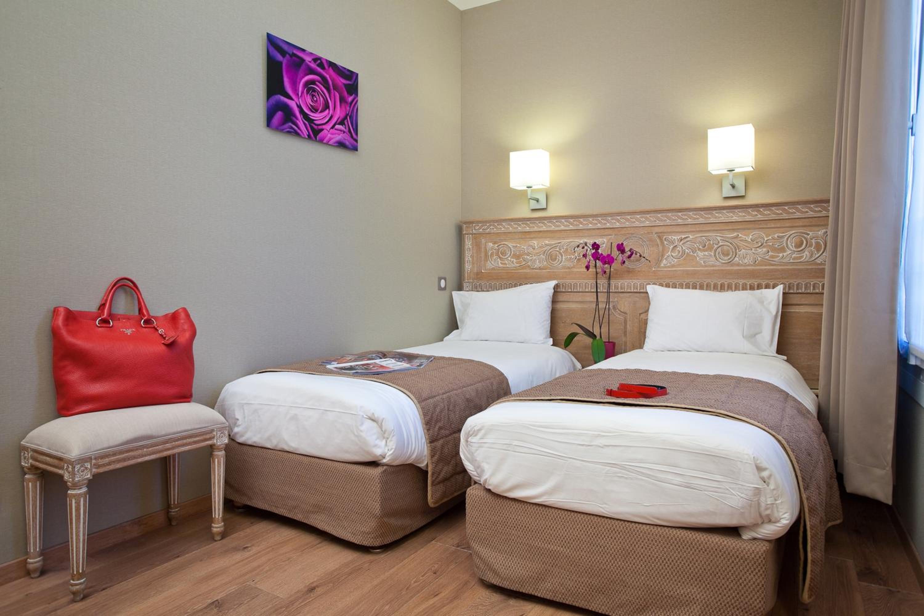 2 Adjacent Rooms (4 Adults) photo 1