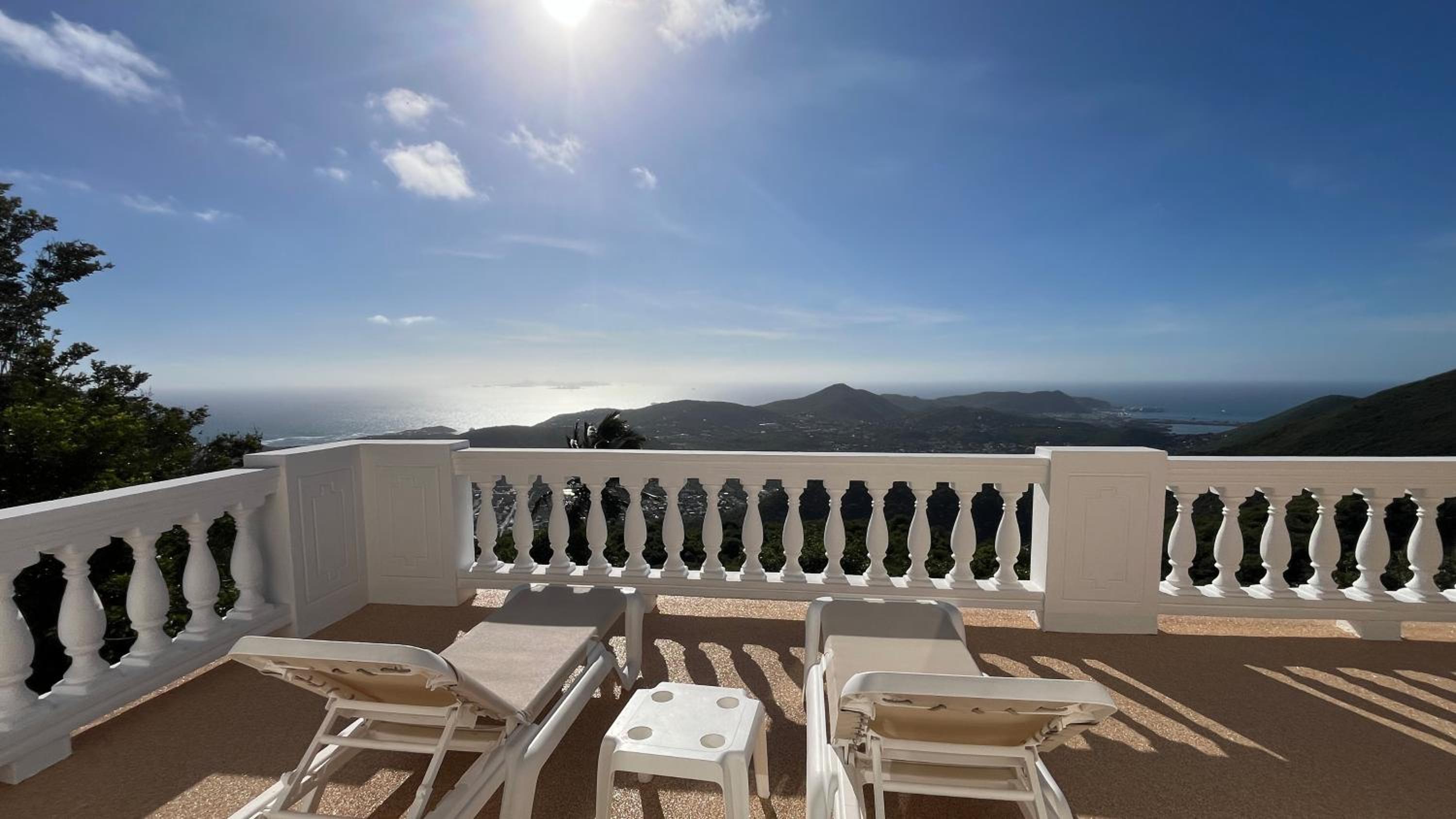 Deluxe Double Room with Sea View photo 3