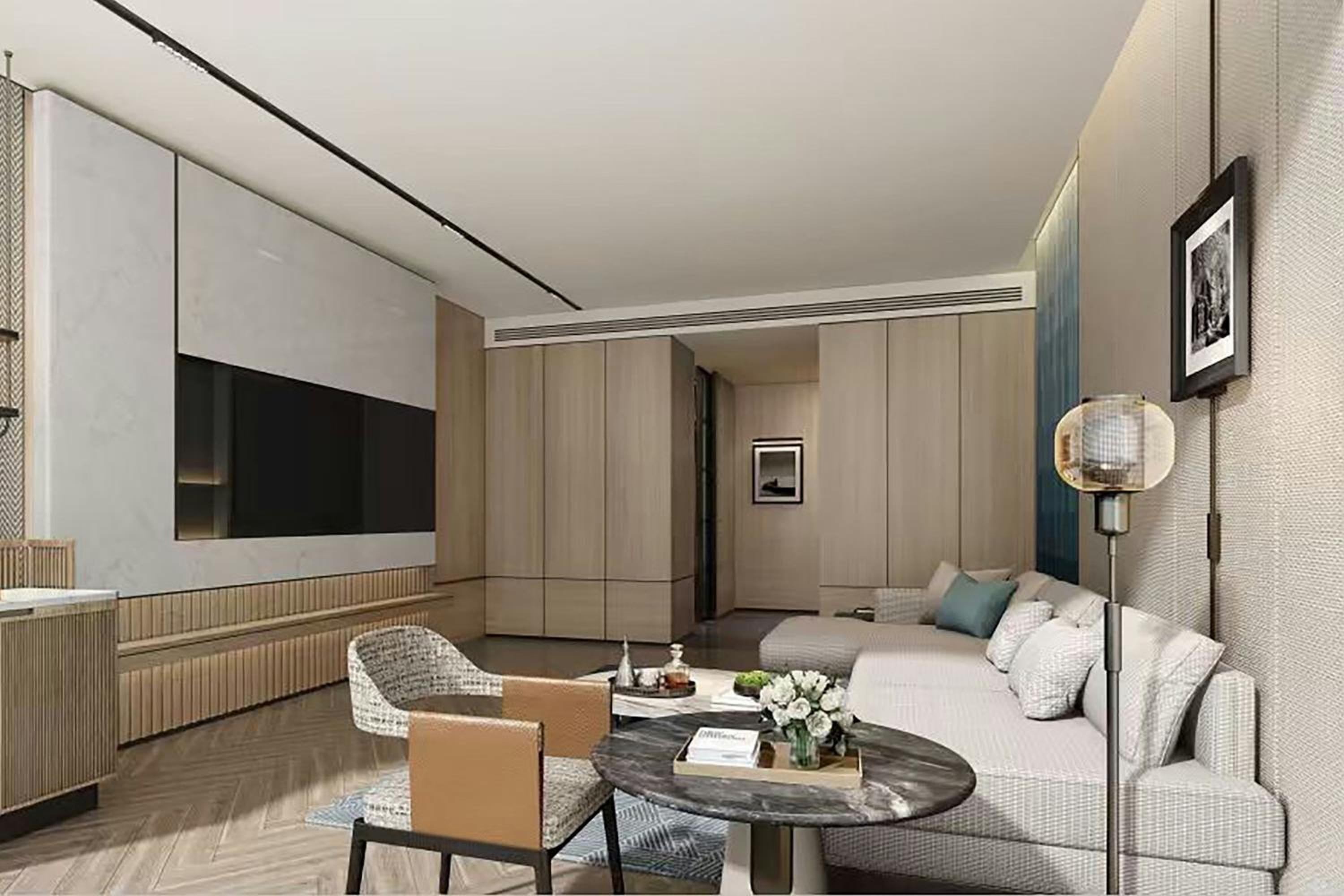 Deluxe King Suite with City View and Club Lounge Access photo 3