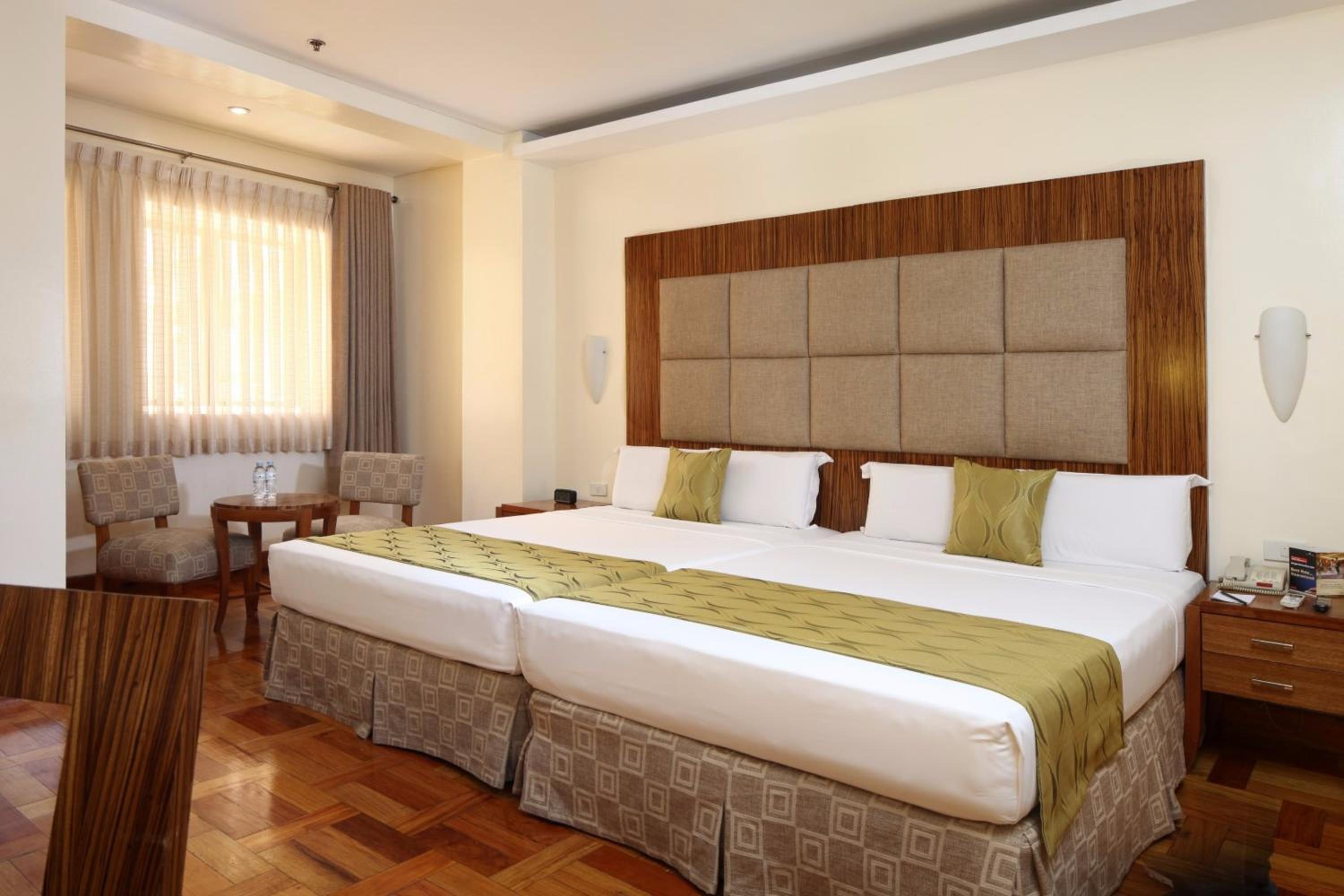 Deluxe Twin Room - Photo 13