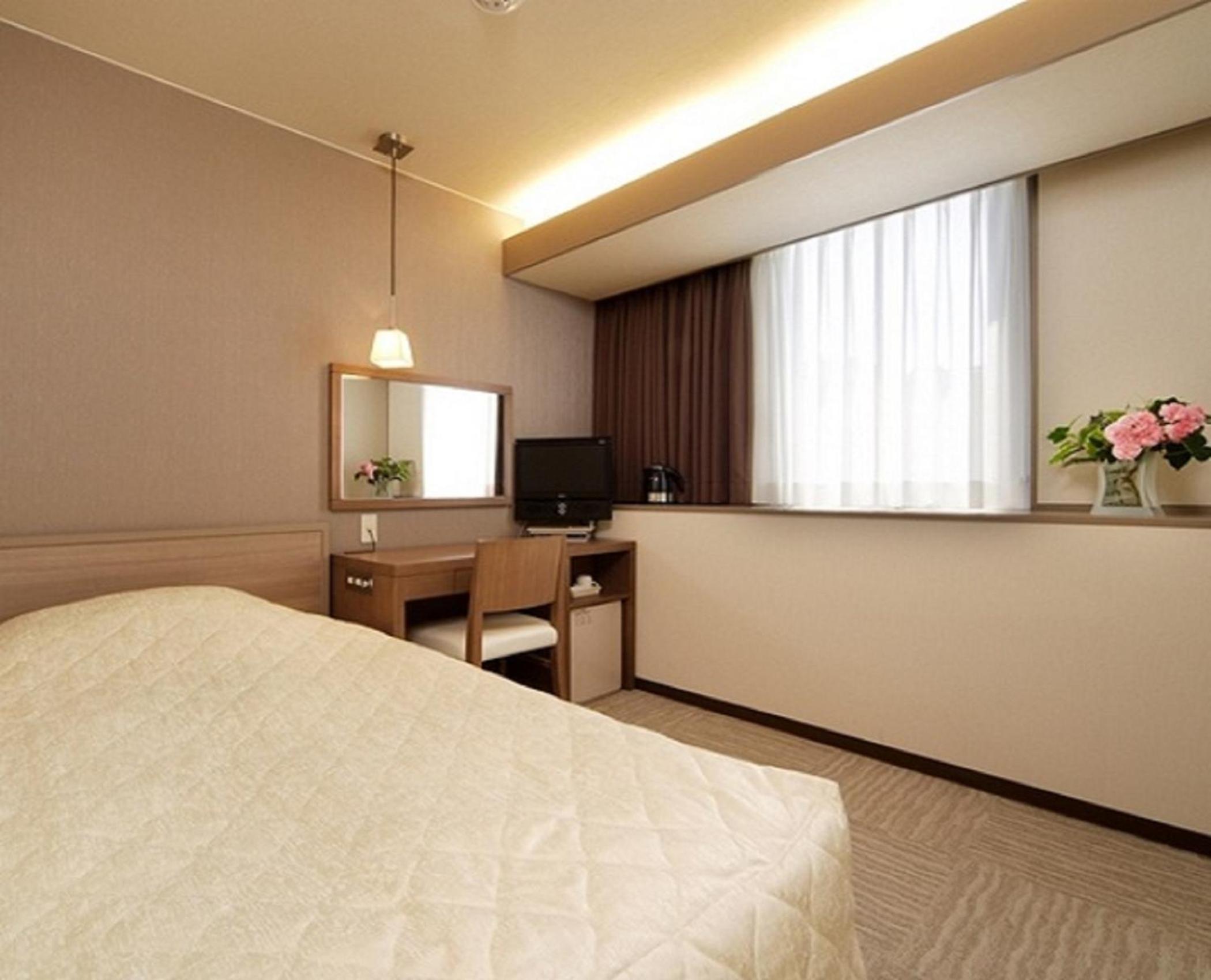 Double Room with Small Double Bed - Non-Smoking photo 1