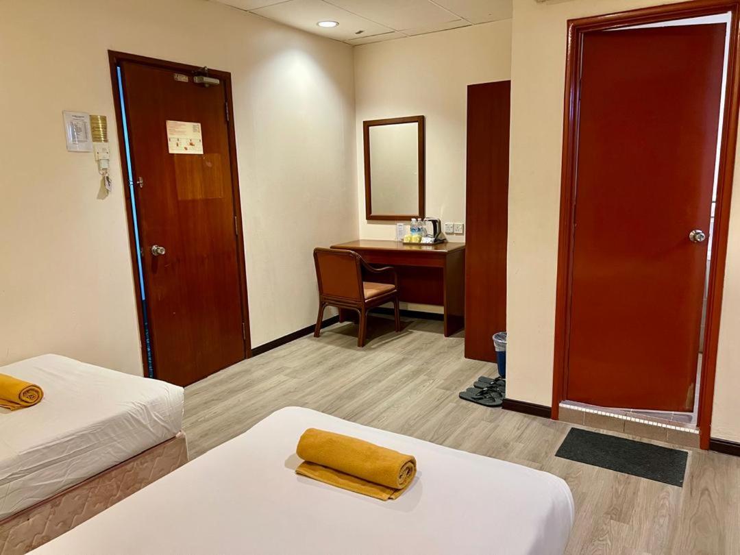 Standard Twin Room photo 2