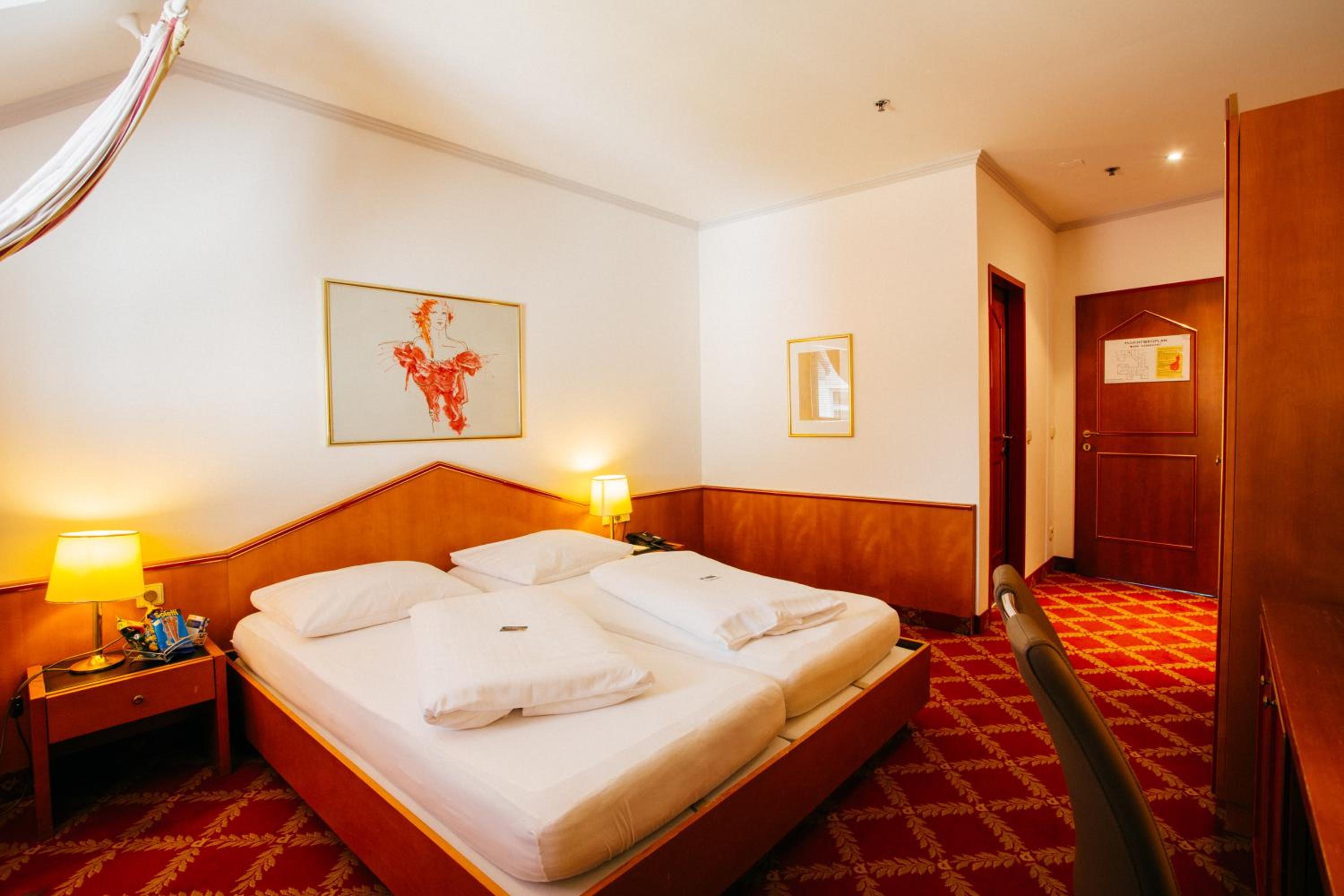 Double Room - Photo 2