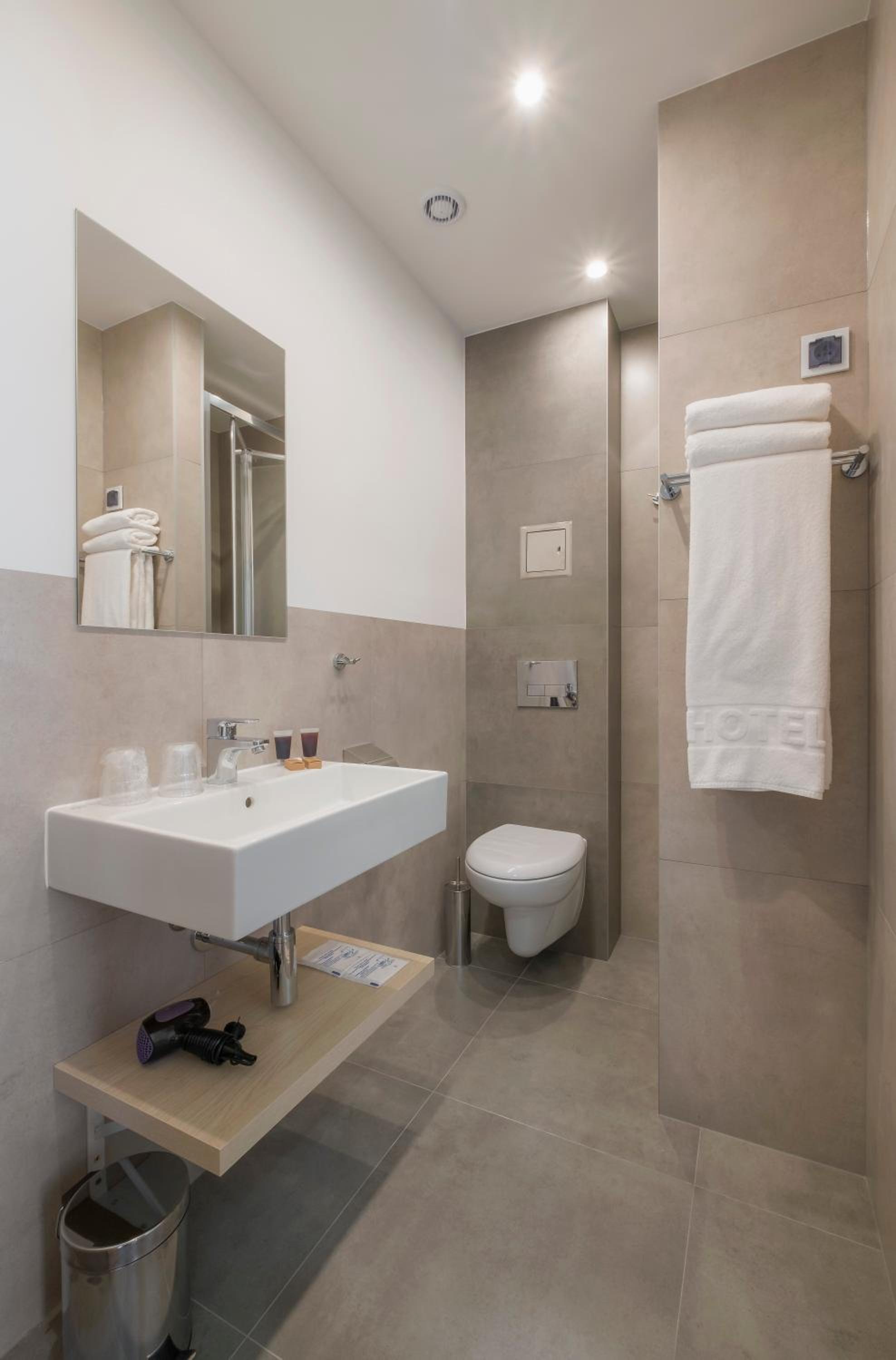 Premium Double Room photo 2