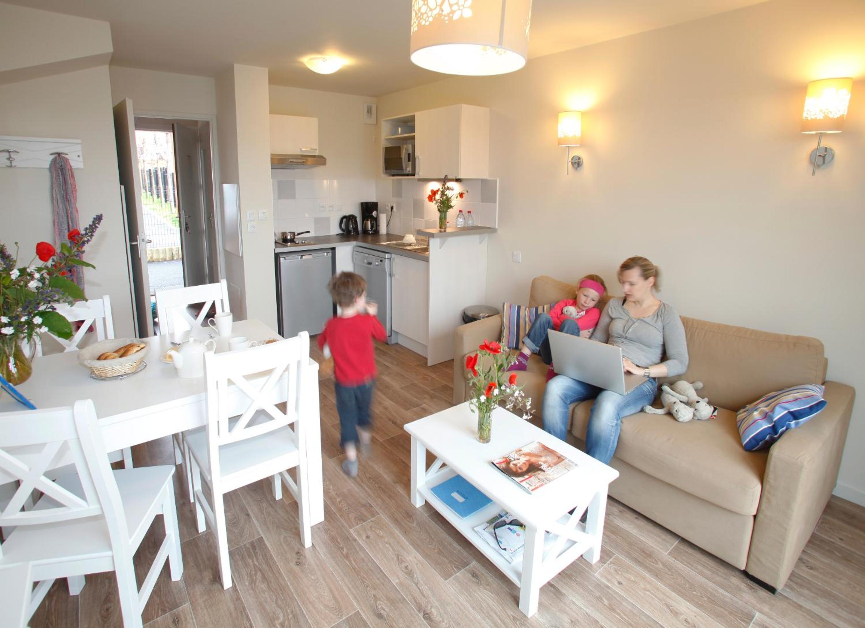 One-Bedroom Cottage (4 Adults) photo 3