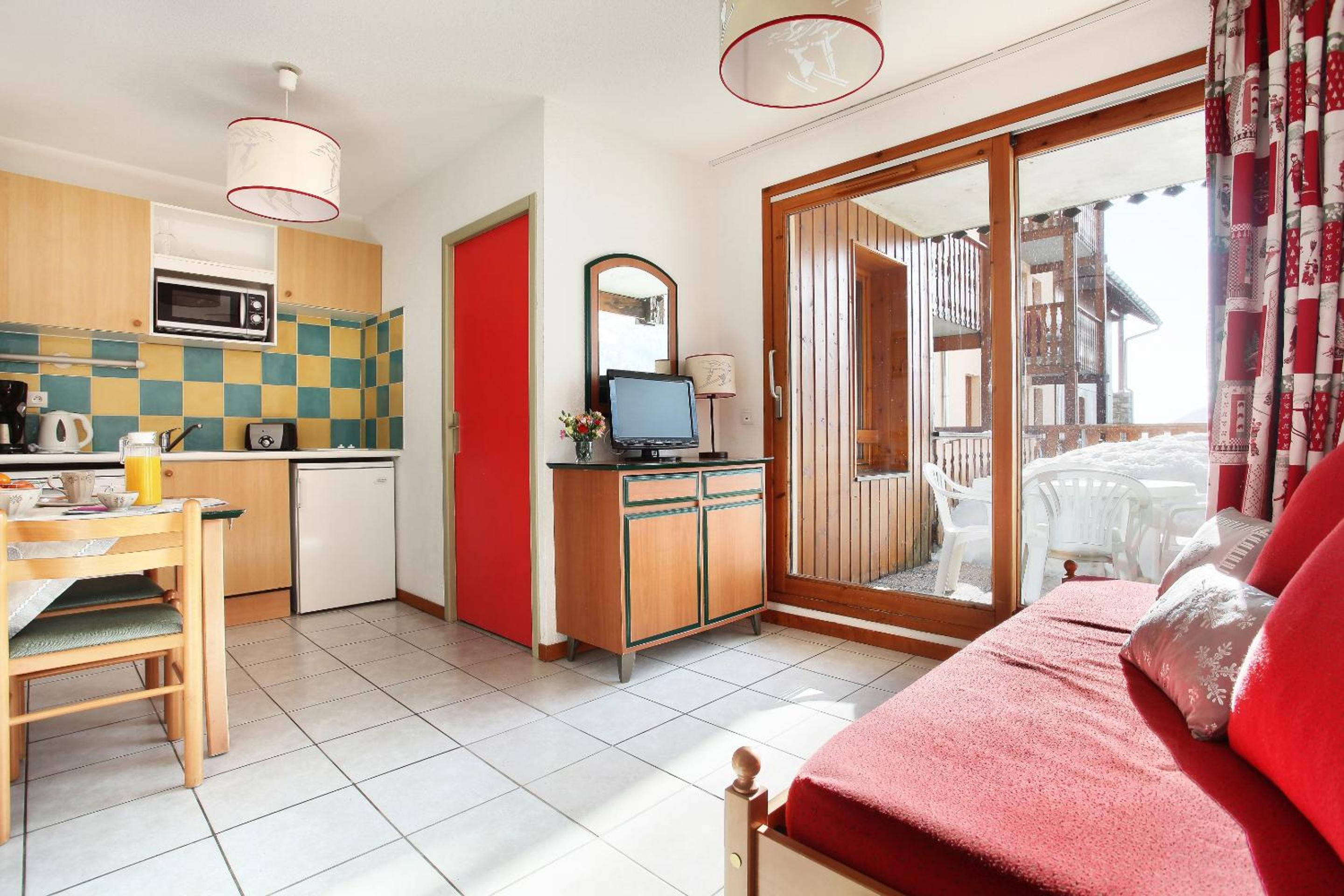 2-Room Apartment - 4 People photo 2