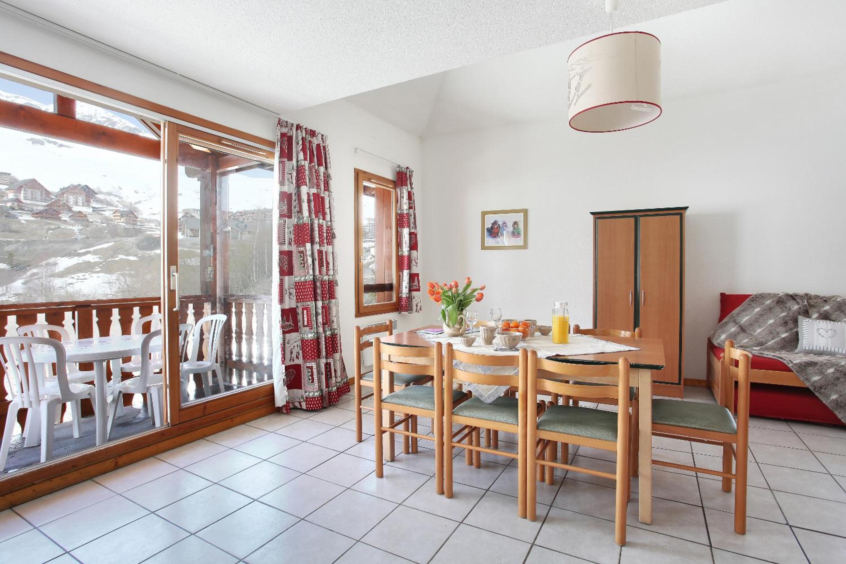 4-Room Mezzanine Apartment - 8 People photo 3