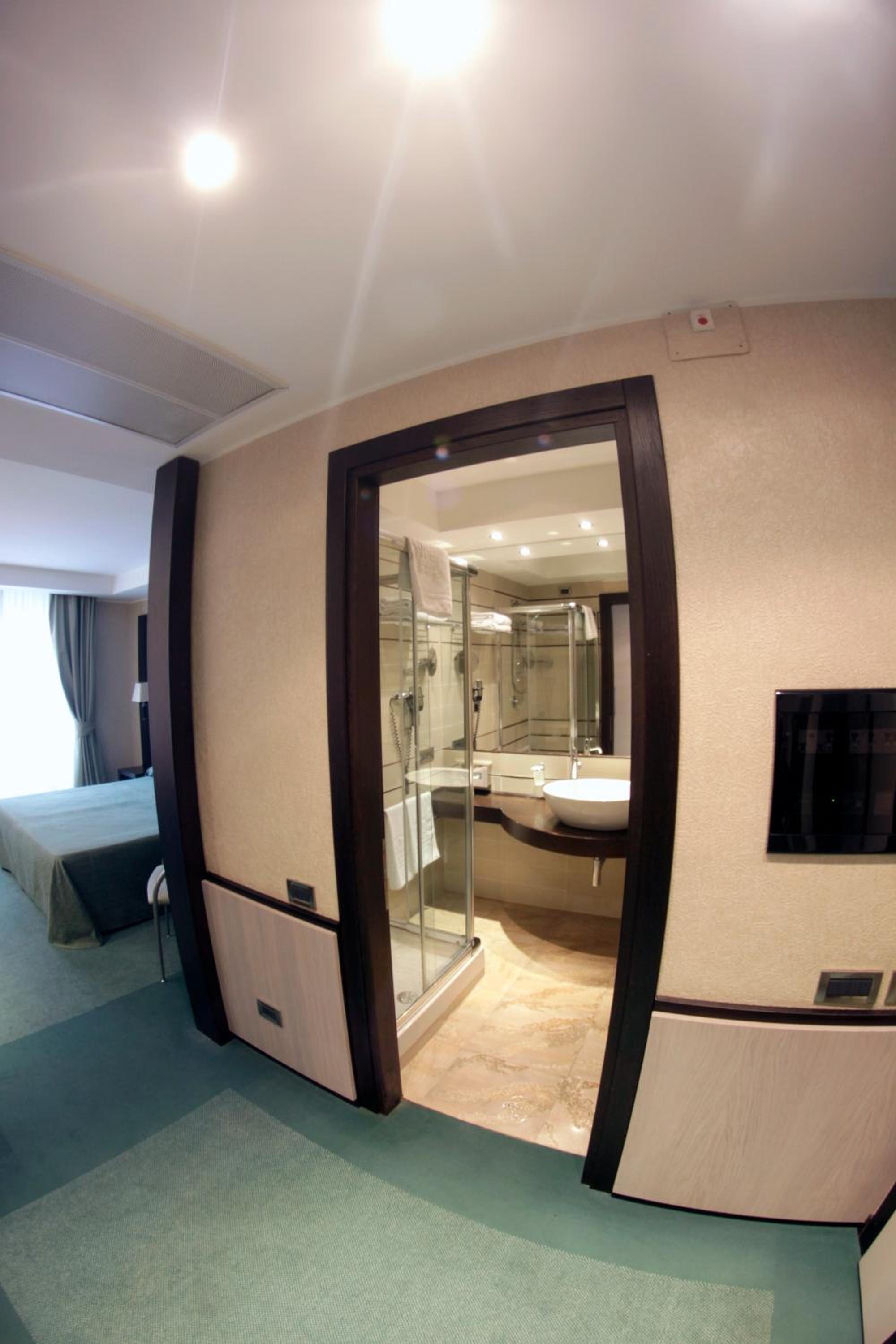 Double Room - Photo 3