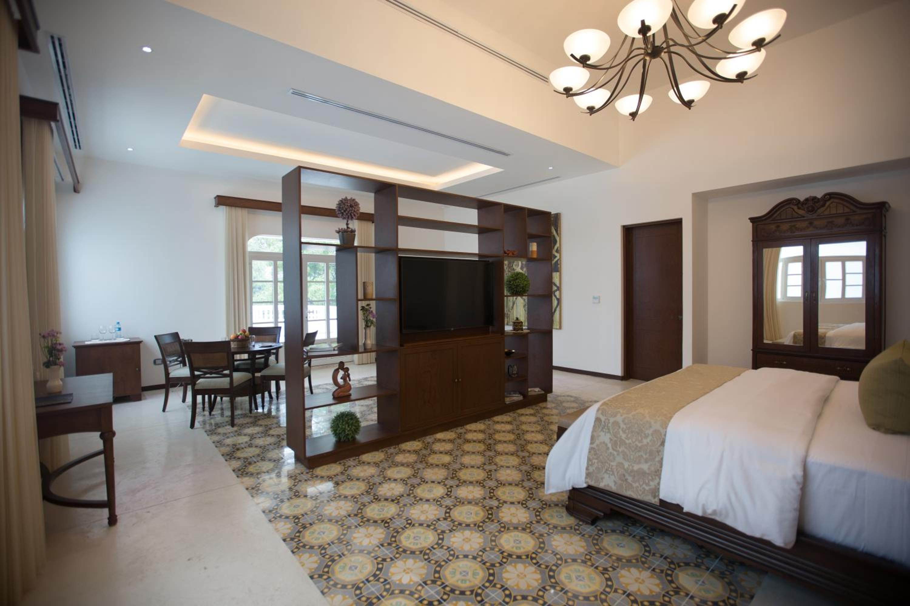 Suite with Terrace - Photo 8