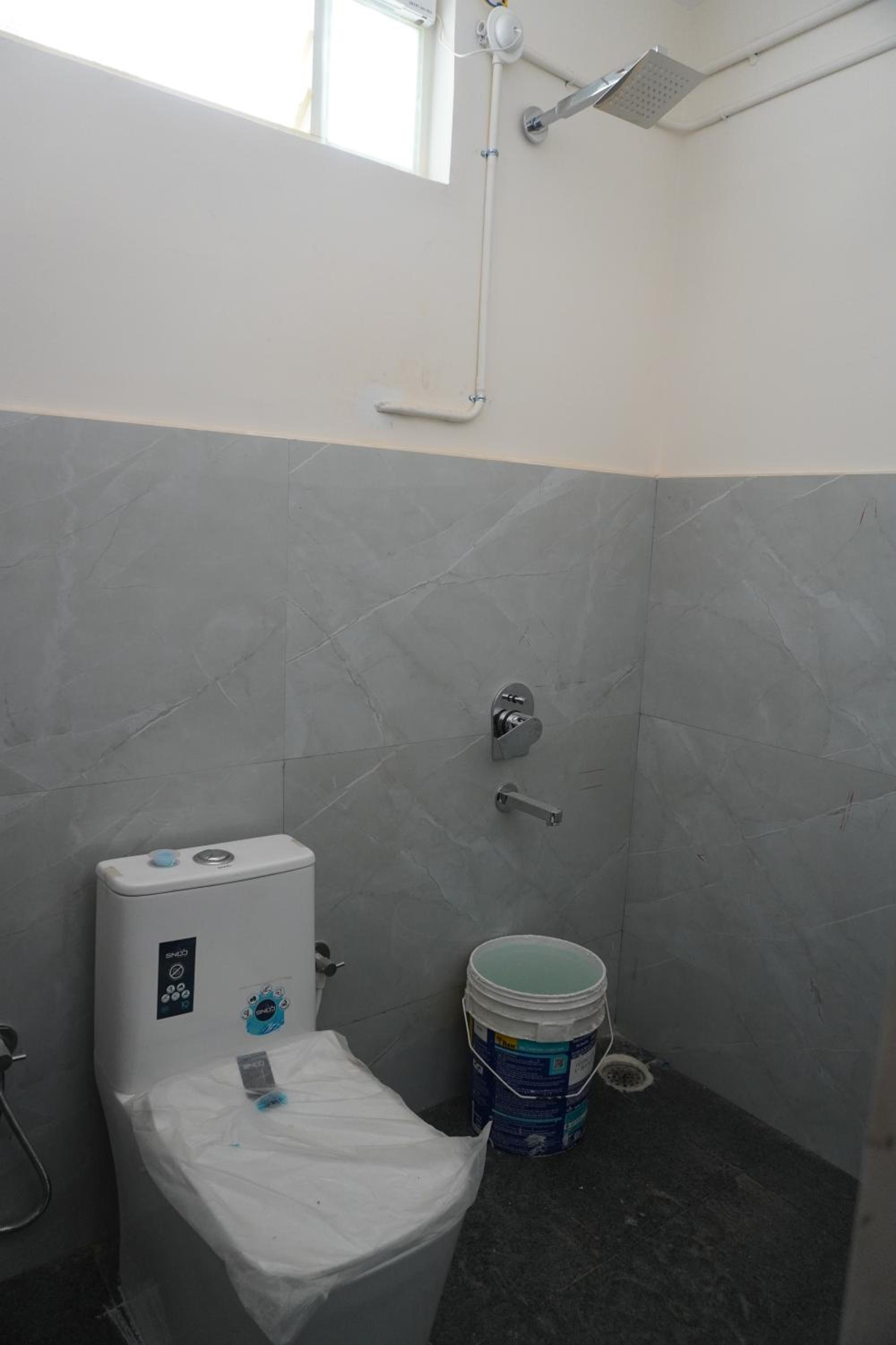 Quadruple Room with Shared Bathroom photo 3