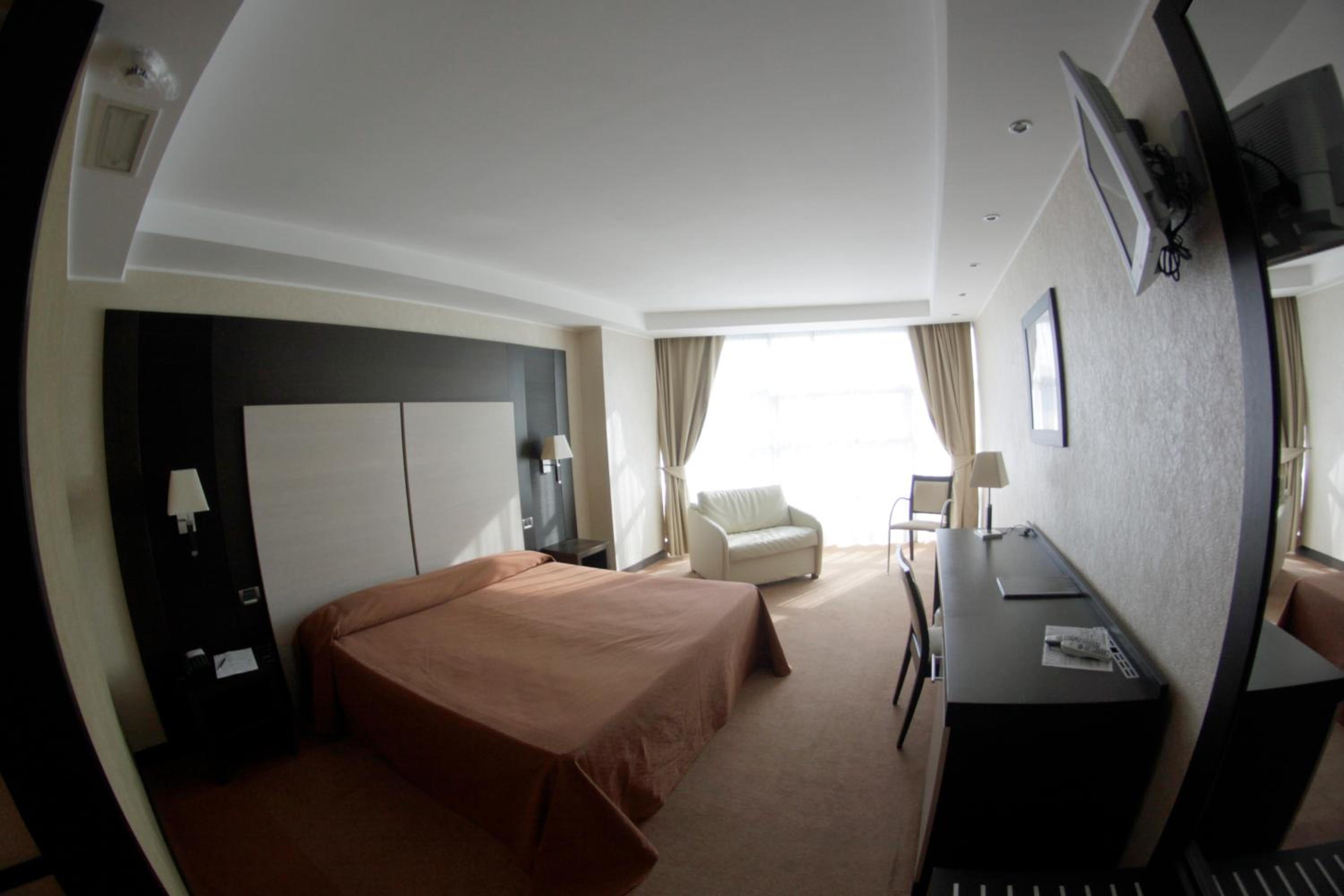 Double Room - Photo 1
