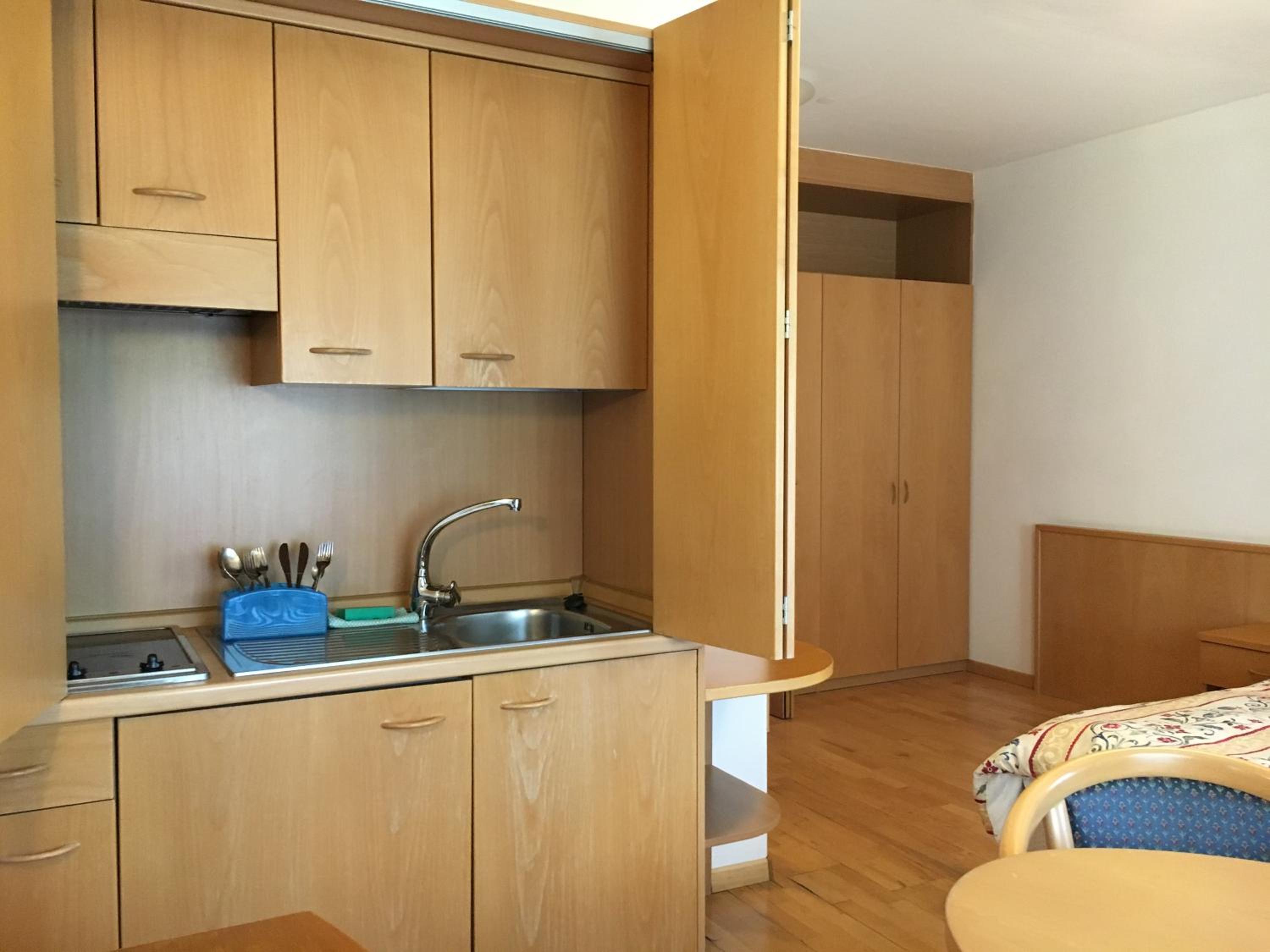 Double Room with Garden View and Kitchenette photo 3