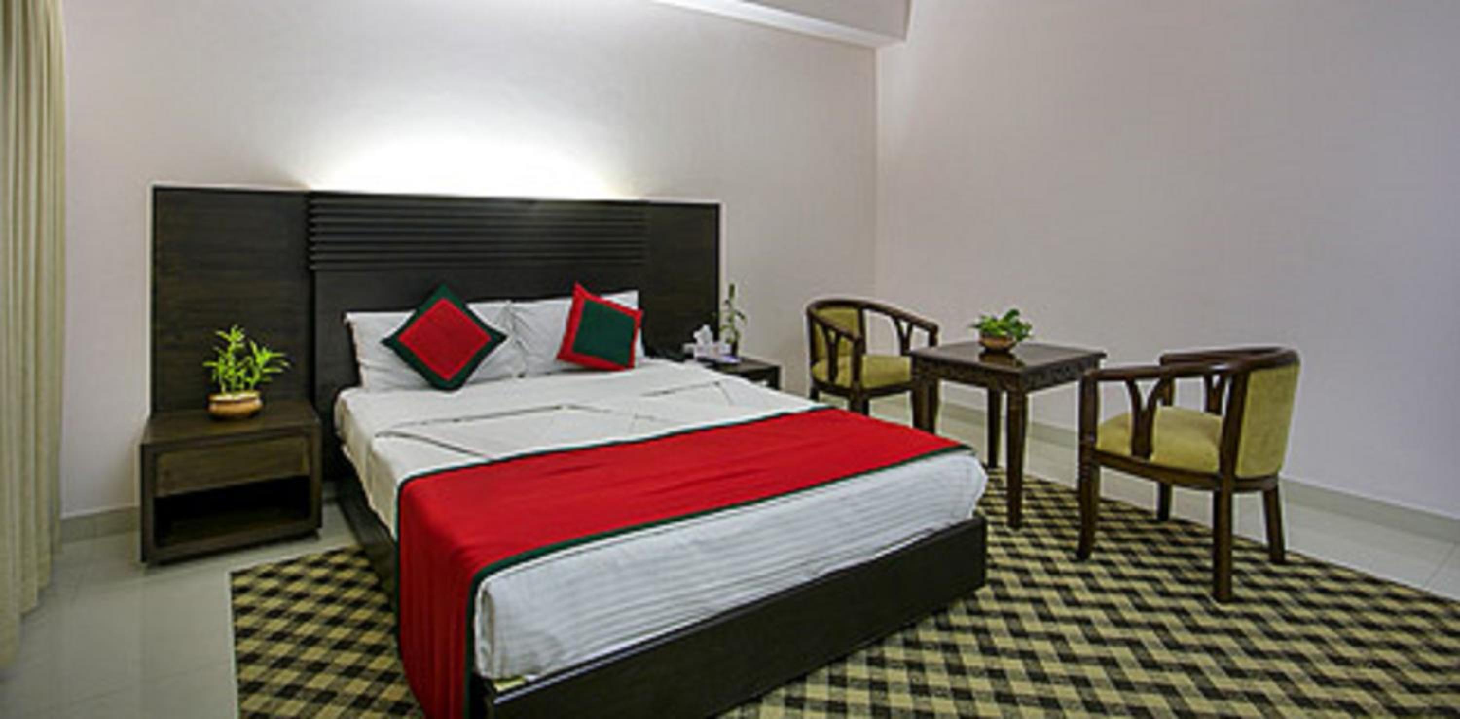 Deluxe Double Room (2 Adults + 1 Child) photo 3