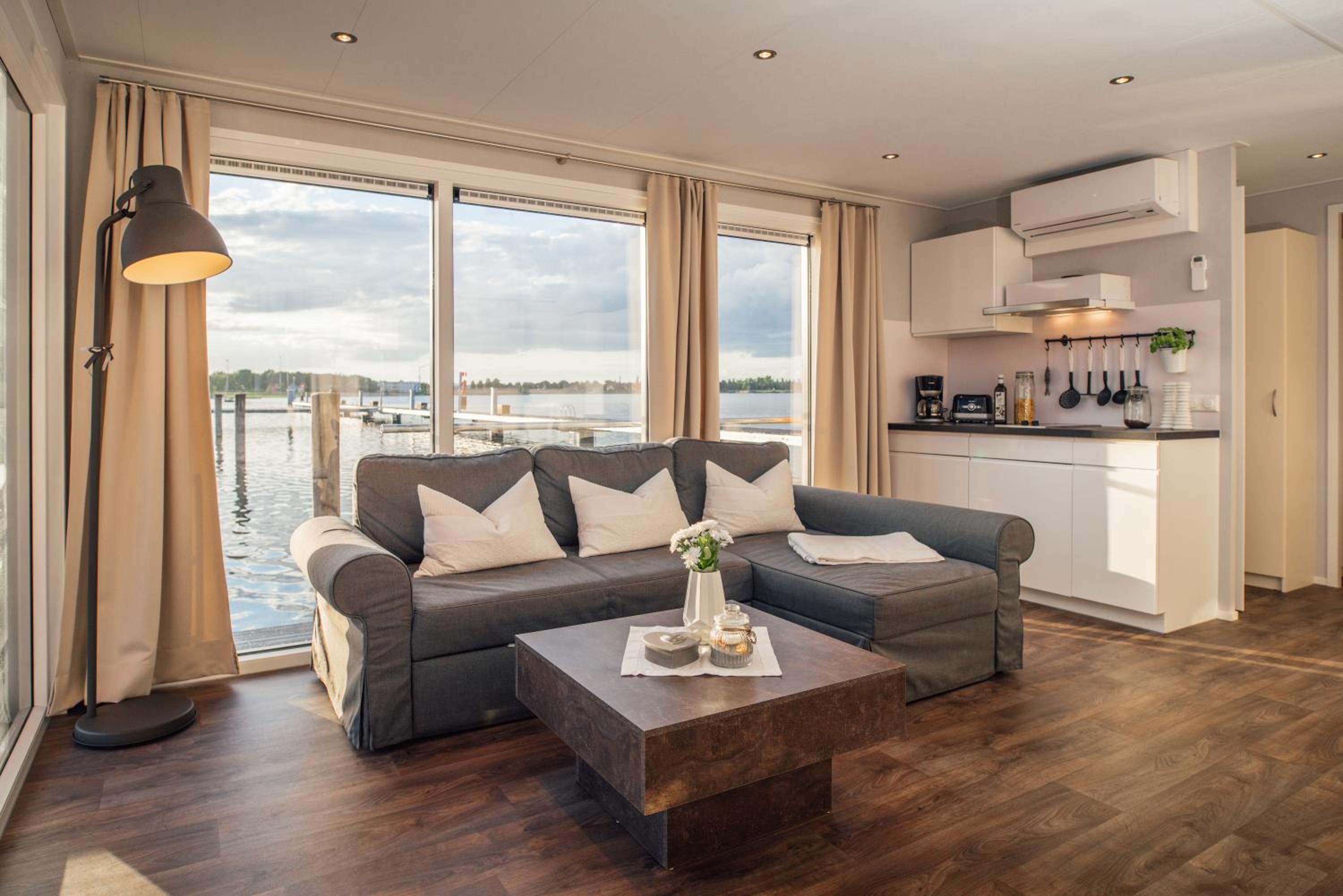 House Boat - Seeblick 1