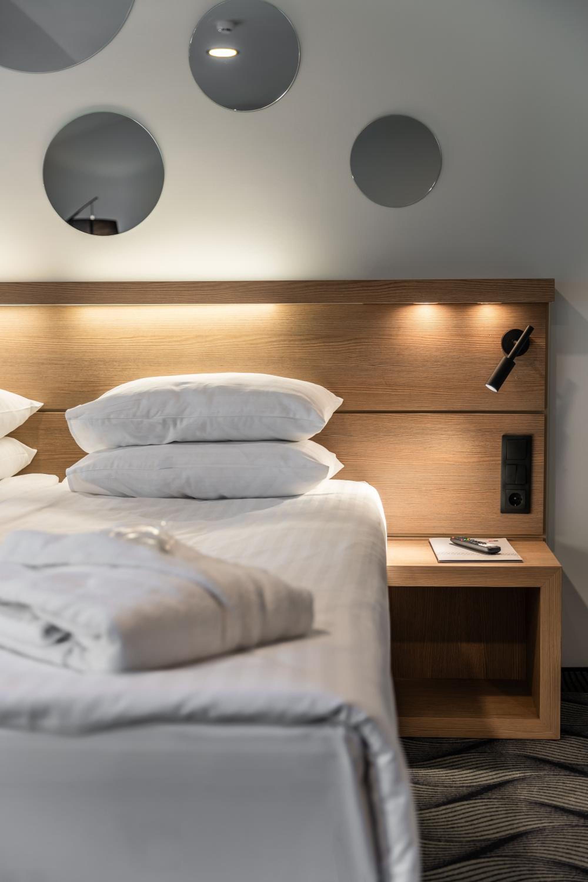 Modern Double or Twin Room - Photo 2