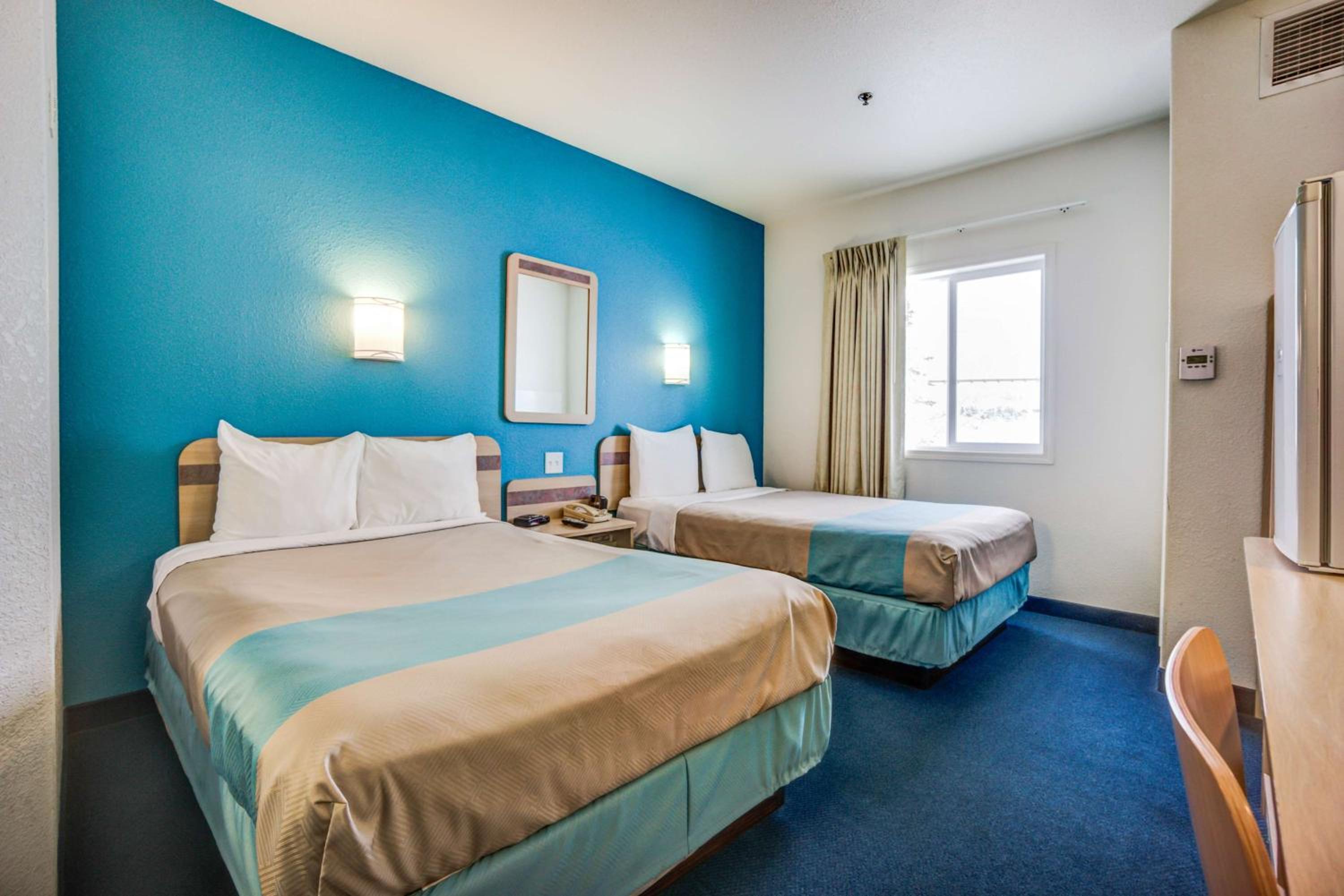 Deluxe Quadruple Room - Non-Smoking - Photo 5