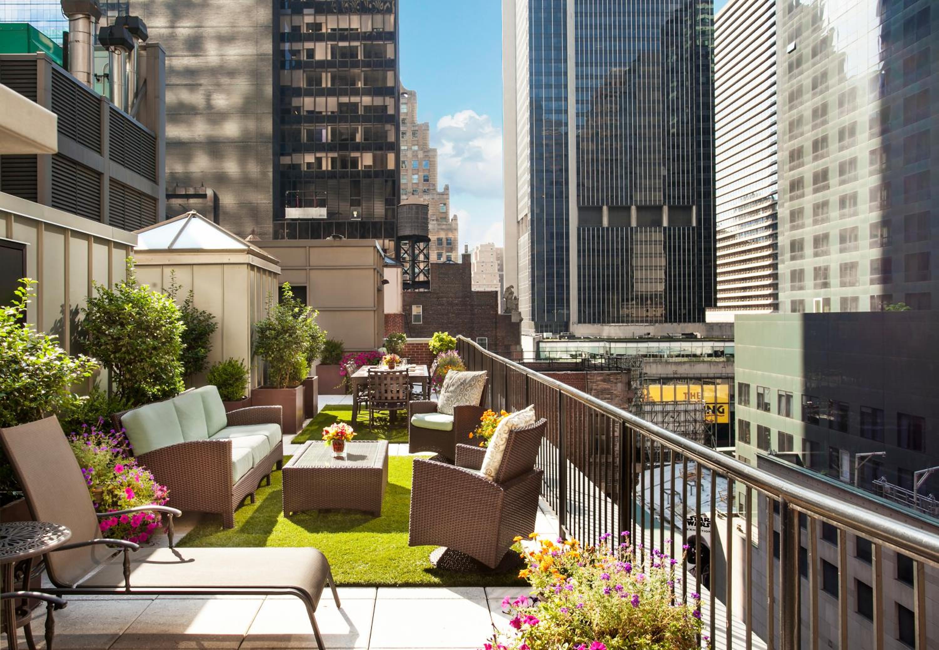 One-Bedroom Producer Penthouse Suite