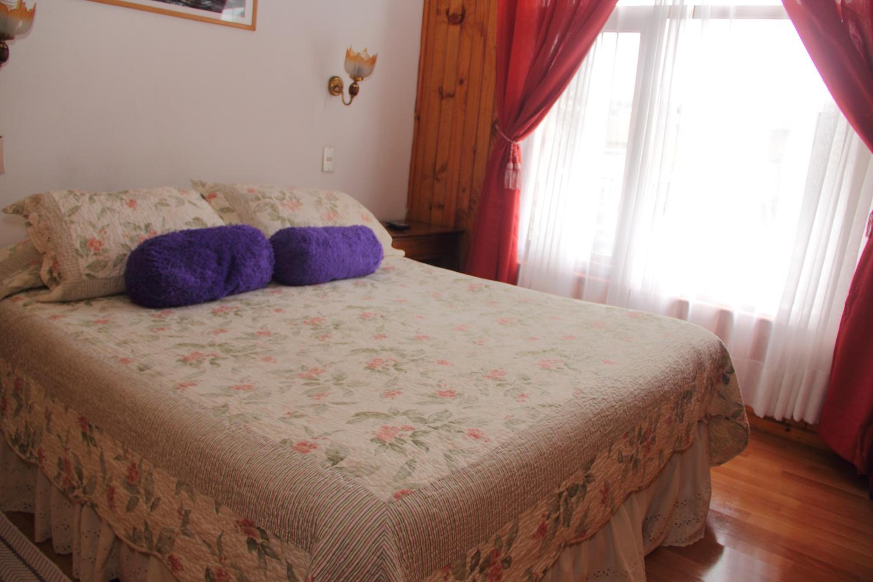 Double Room With Shared Bathroom photo 1