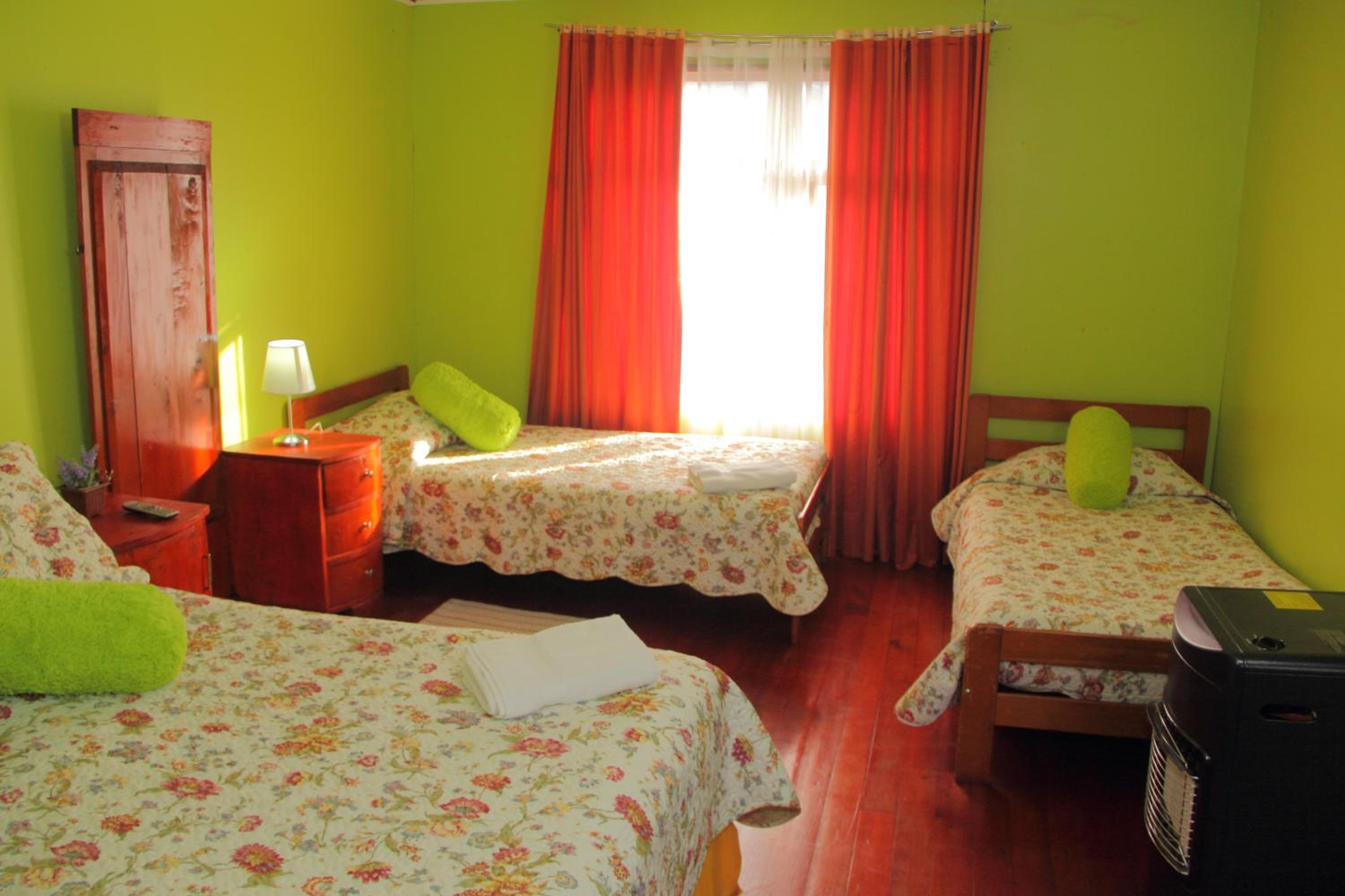 Triple Room With Shared Bathroom photo 3