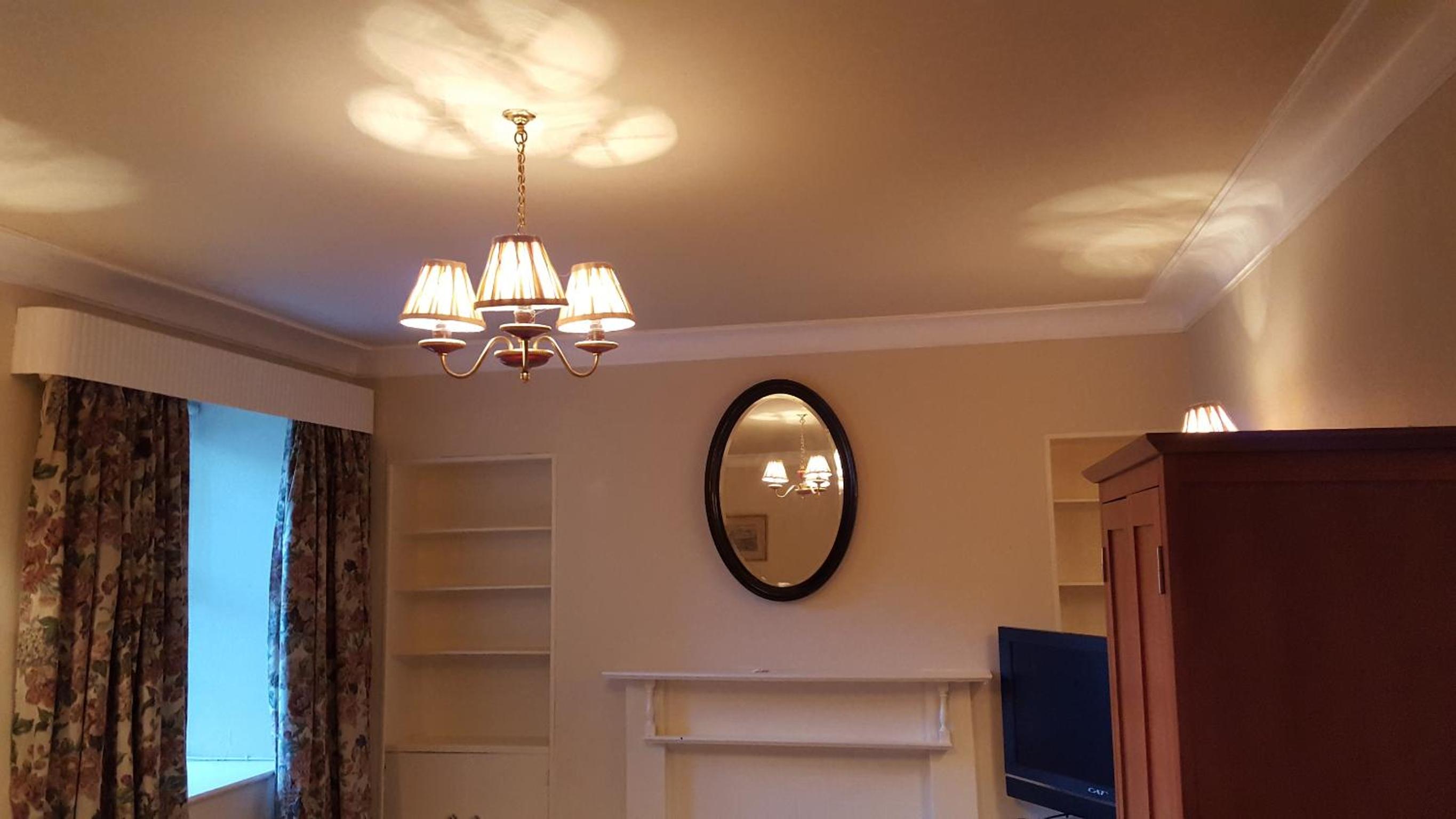 Basic Double Room With Shared Bathroom photo 2