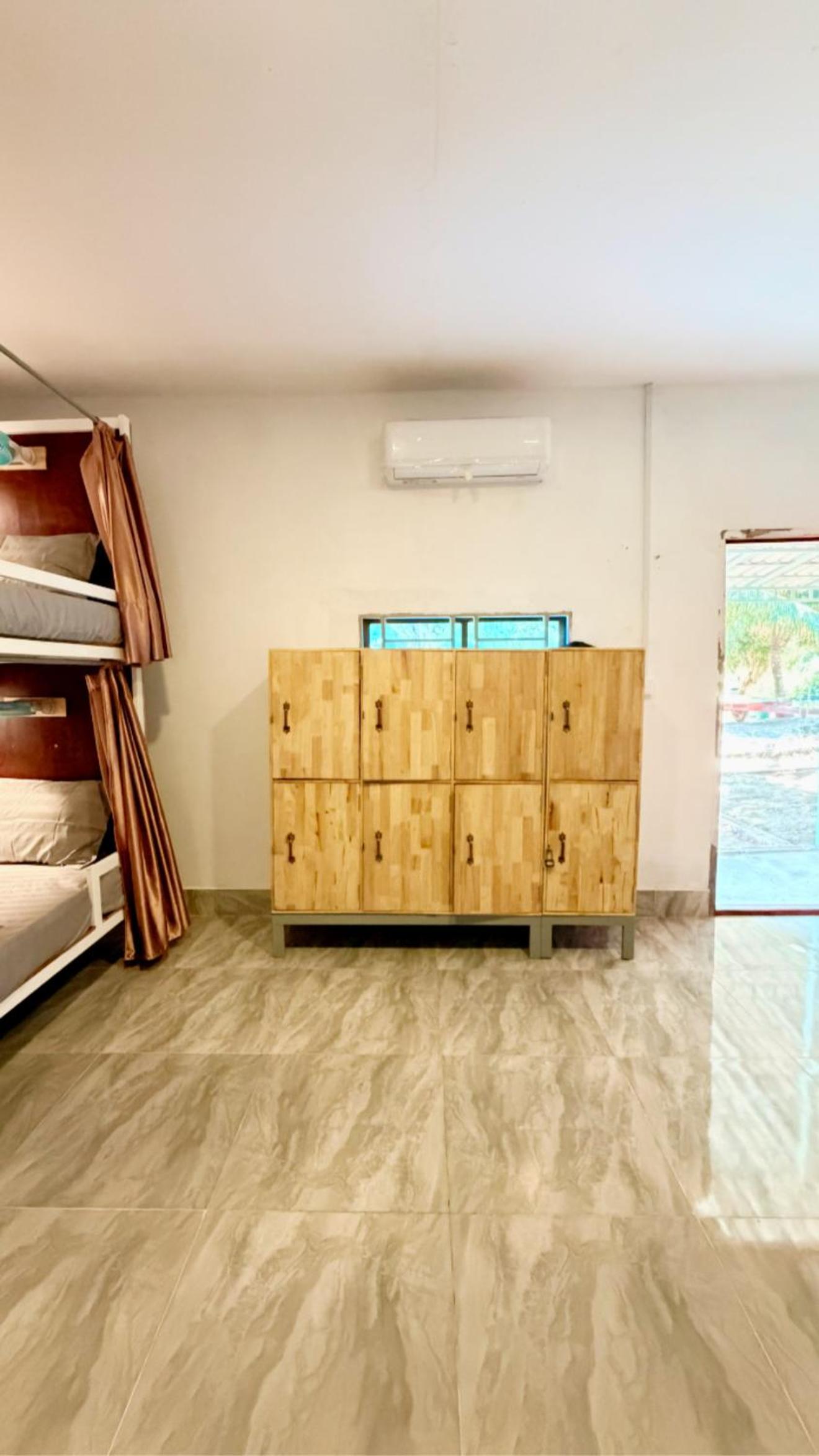 Single Bed in Mixed Dormitory Room photo 3