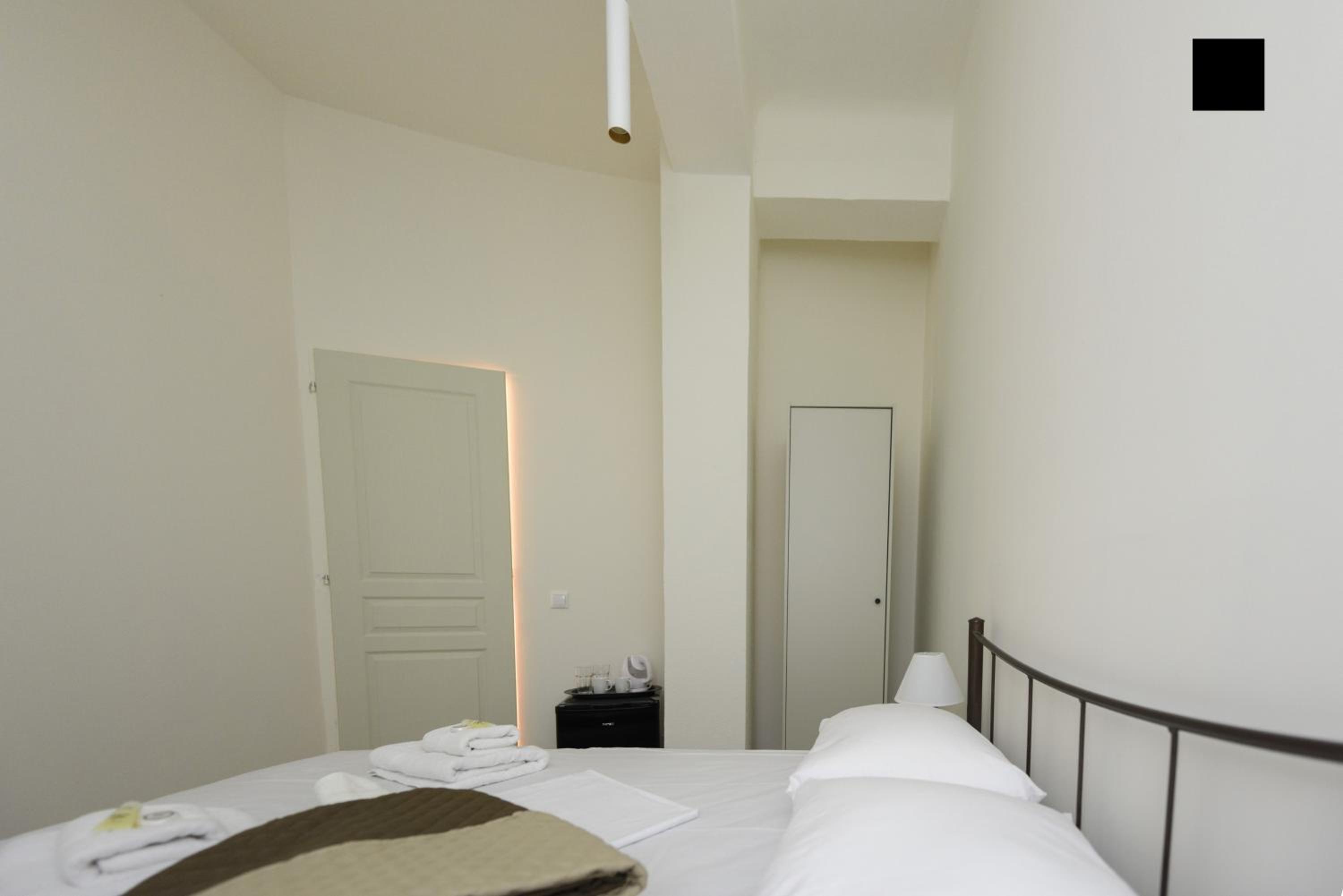 Large Double Room photo 1