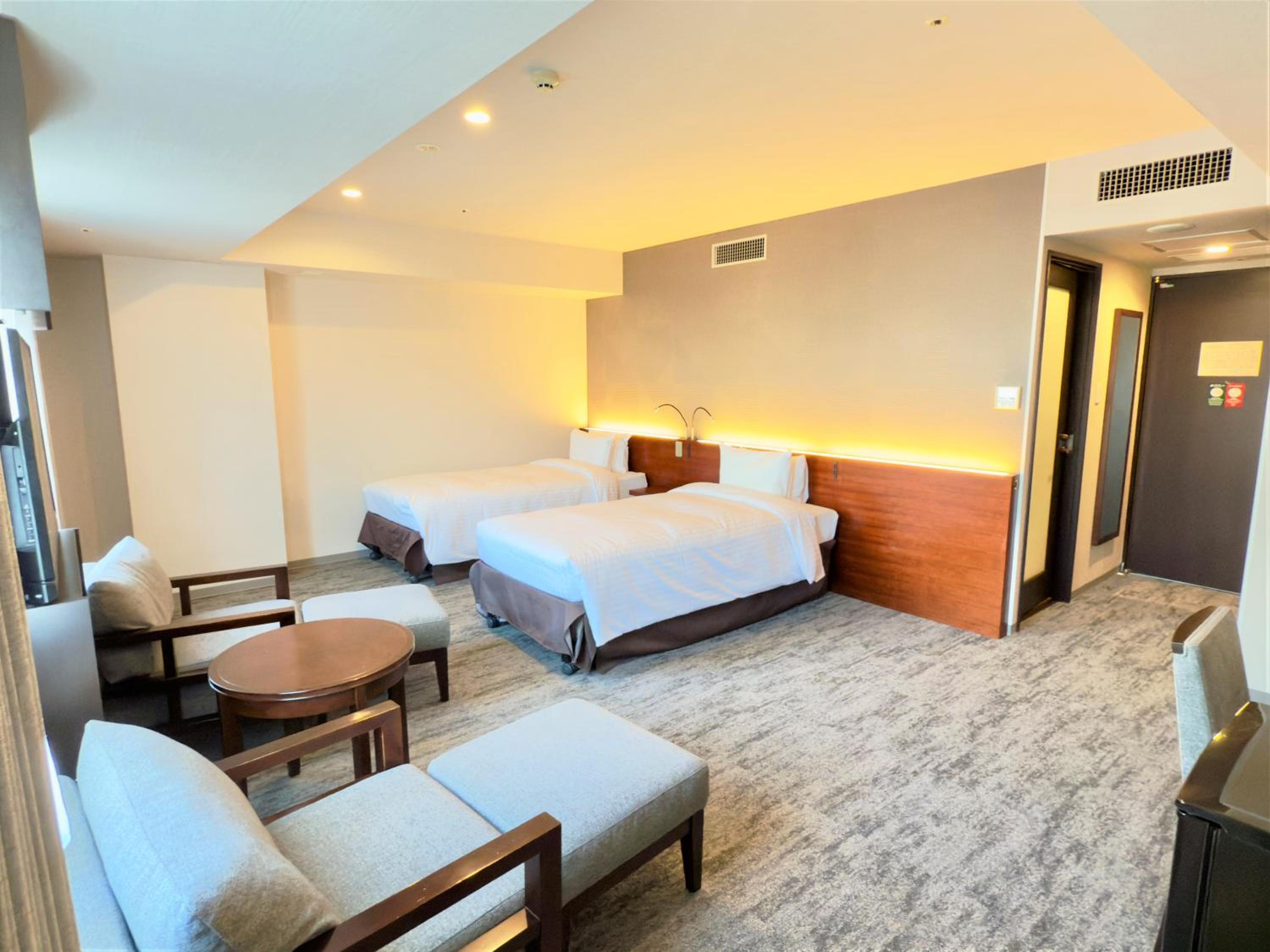 Deluxe Room - Non-Smoking - Photo 3