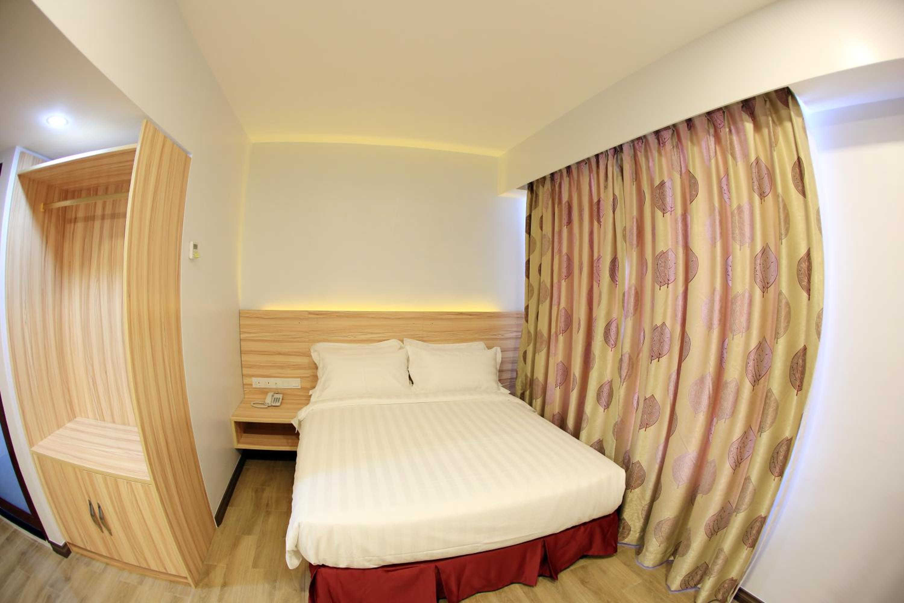 Standard Double Room photo 2