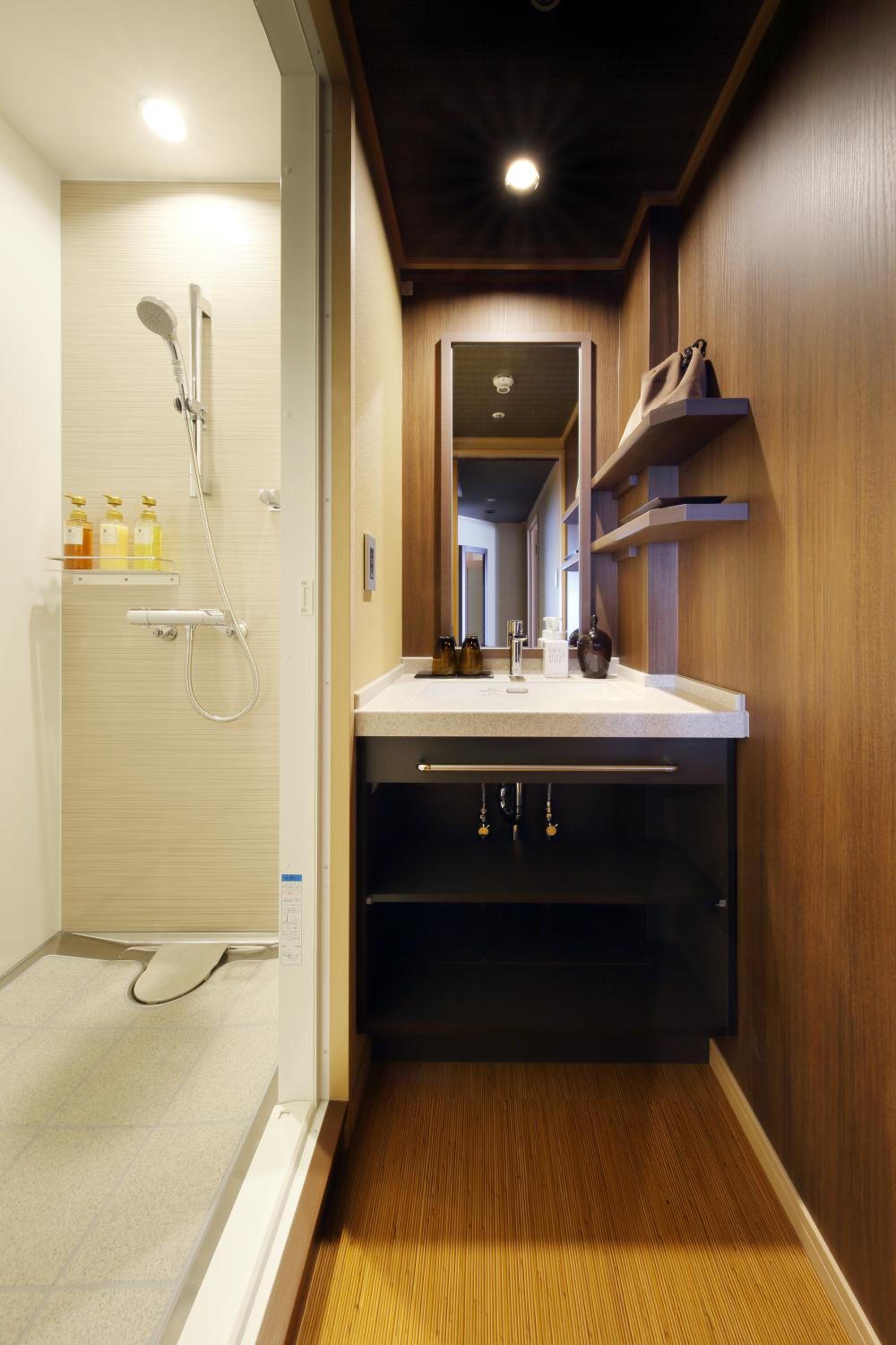 Room with Tatami Area - Non-Smoking (3 Adult) photo 3