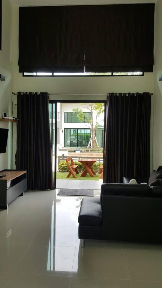 Three-Bedroom Villa photo 1