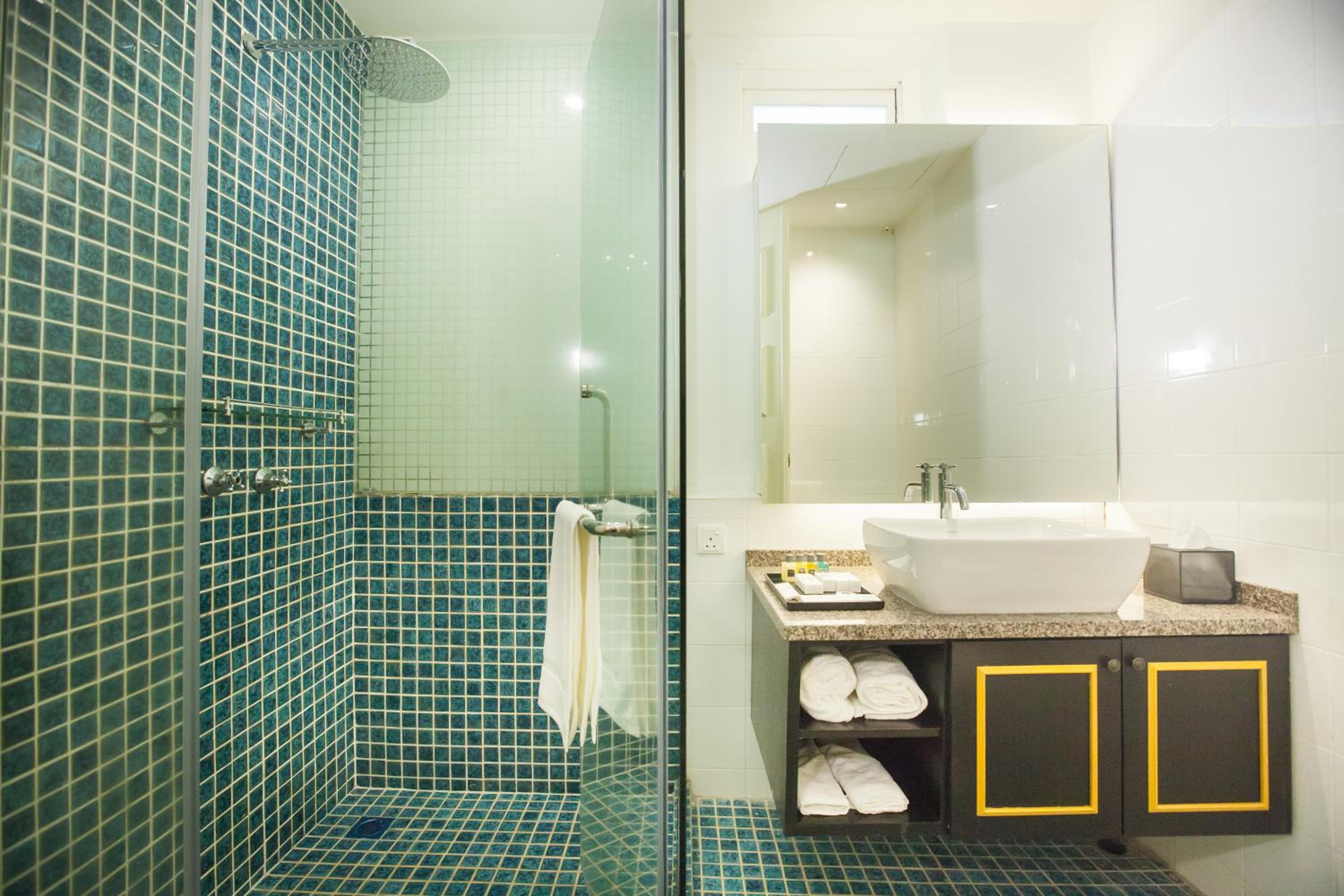 Deluxe Suite - Photo 4