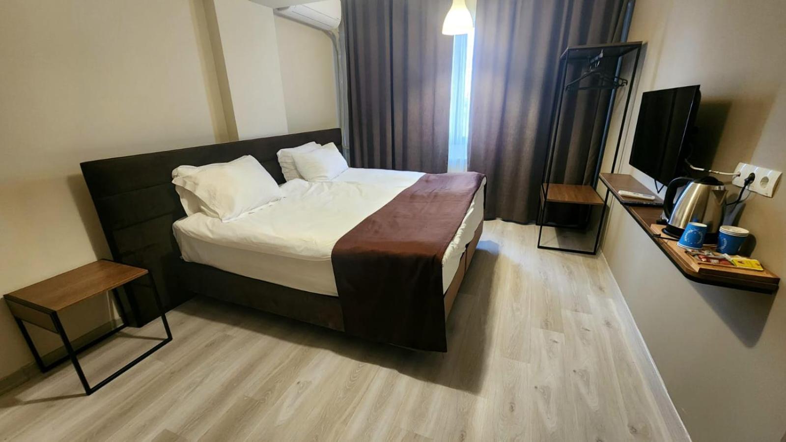 Budget Double or Twin Room photo 2